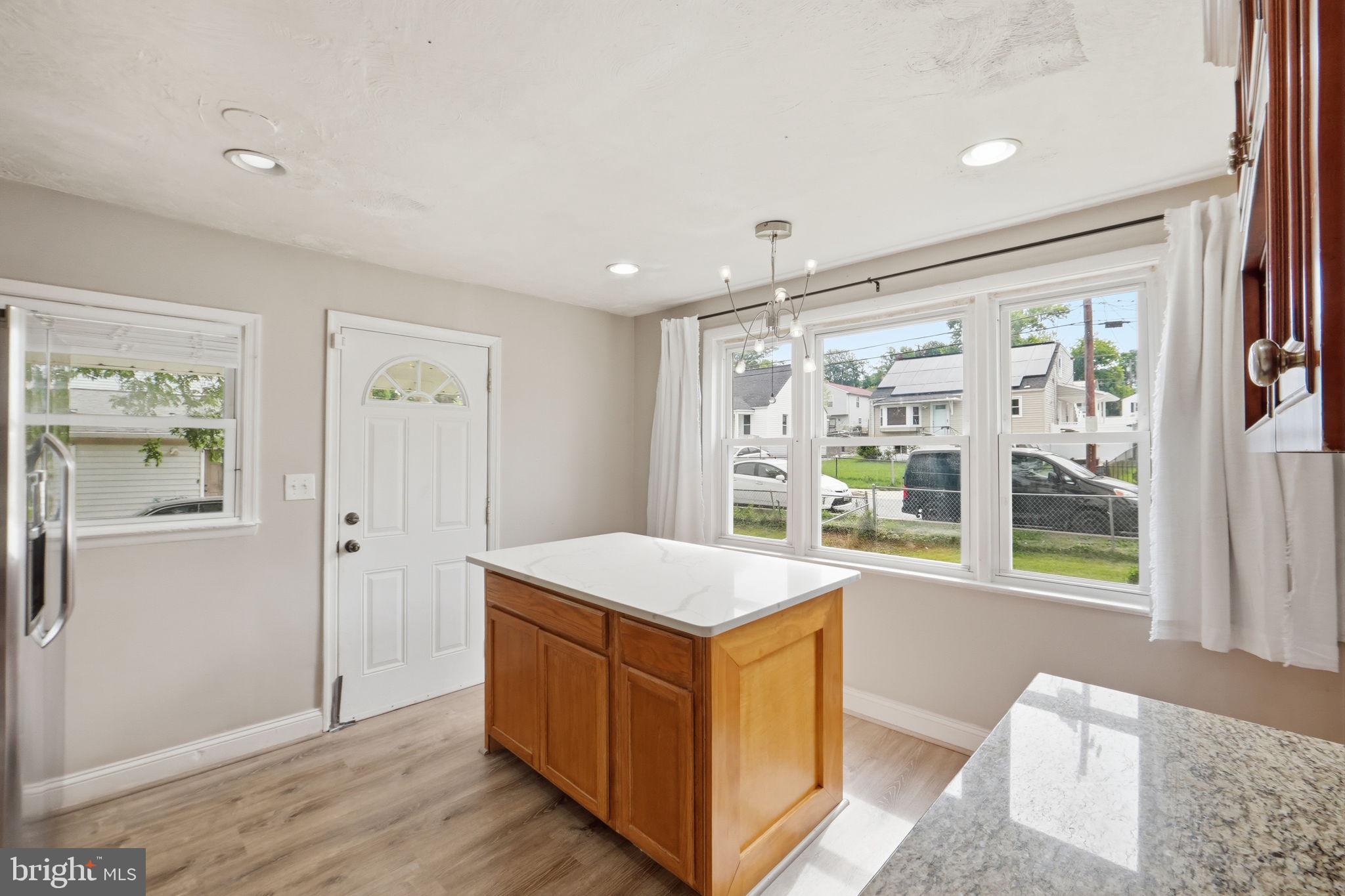 CAPITOL HEIGHTS - Residential