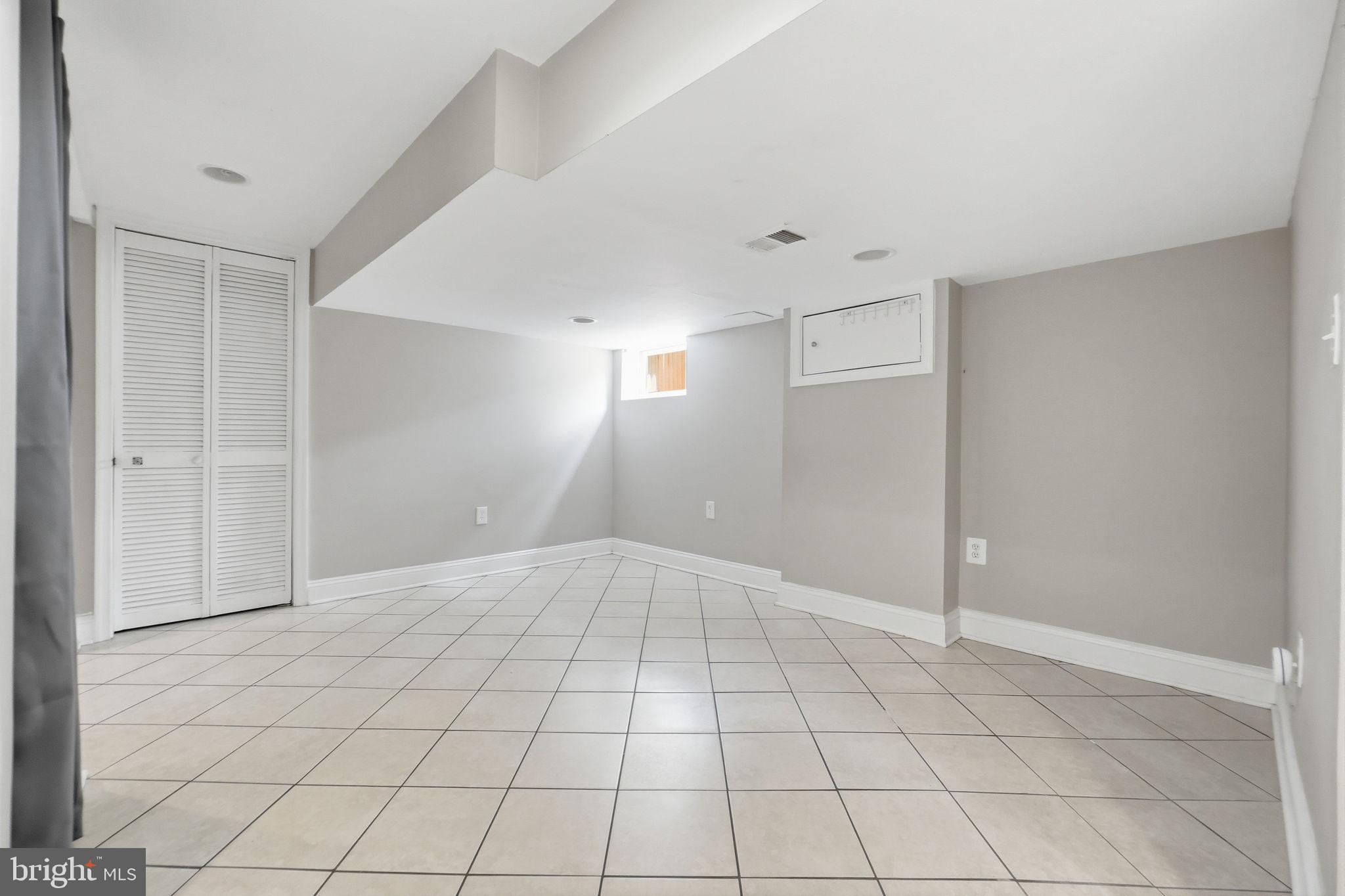 CAPITOL HEIGHTS - Residential