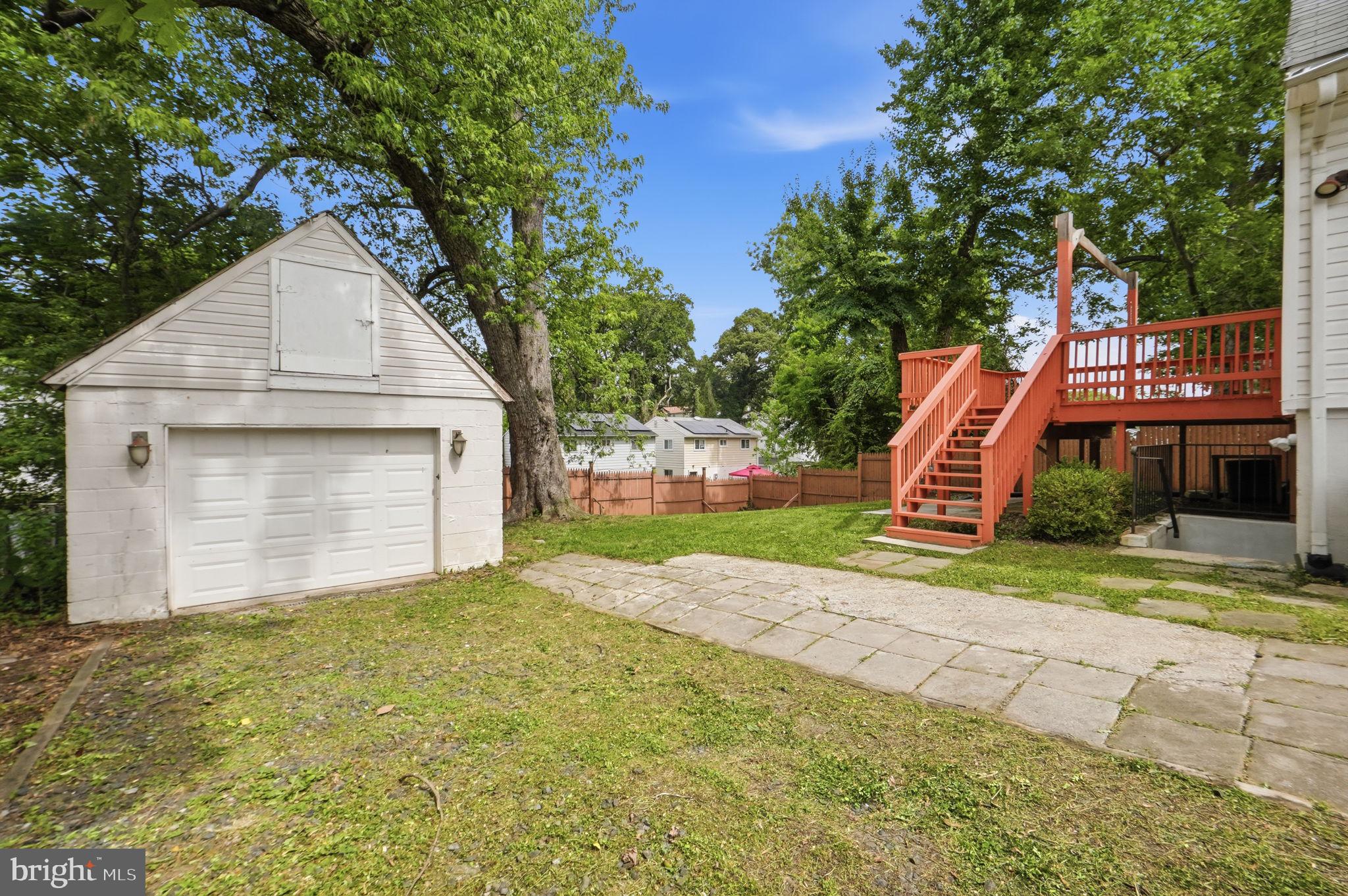 CAPITOL HEIGHTS - Residential