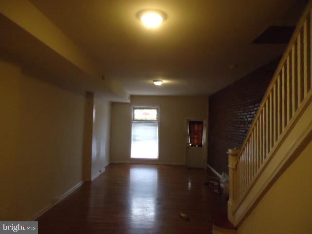 MILL HILL - Residential
