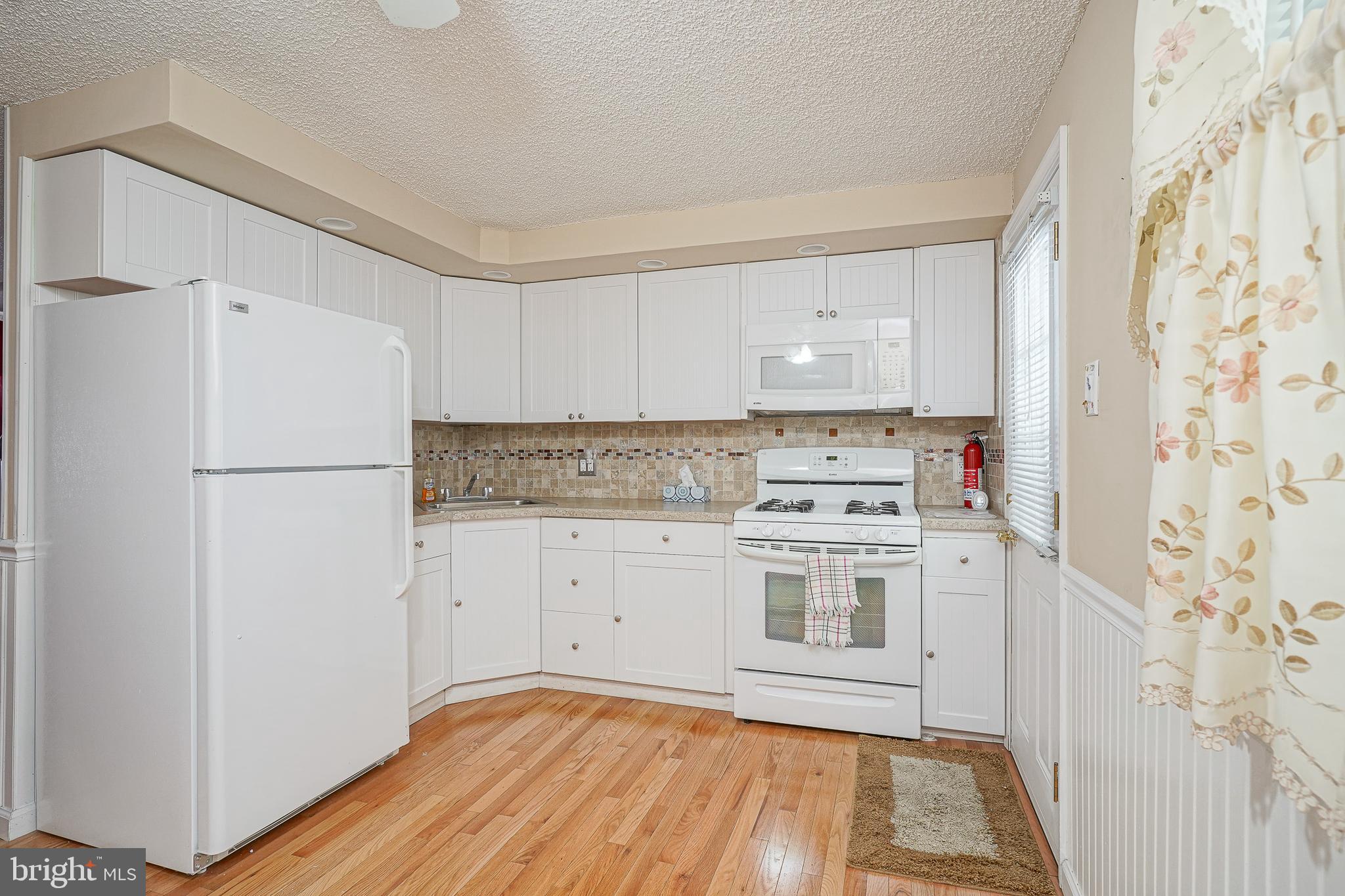 PORT RICHMOND - Residential