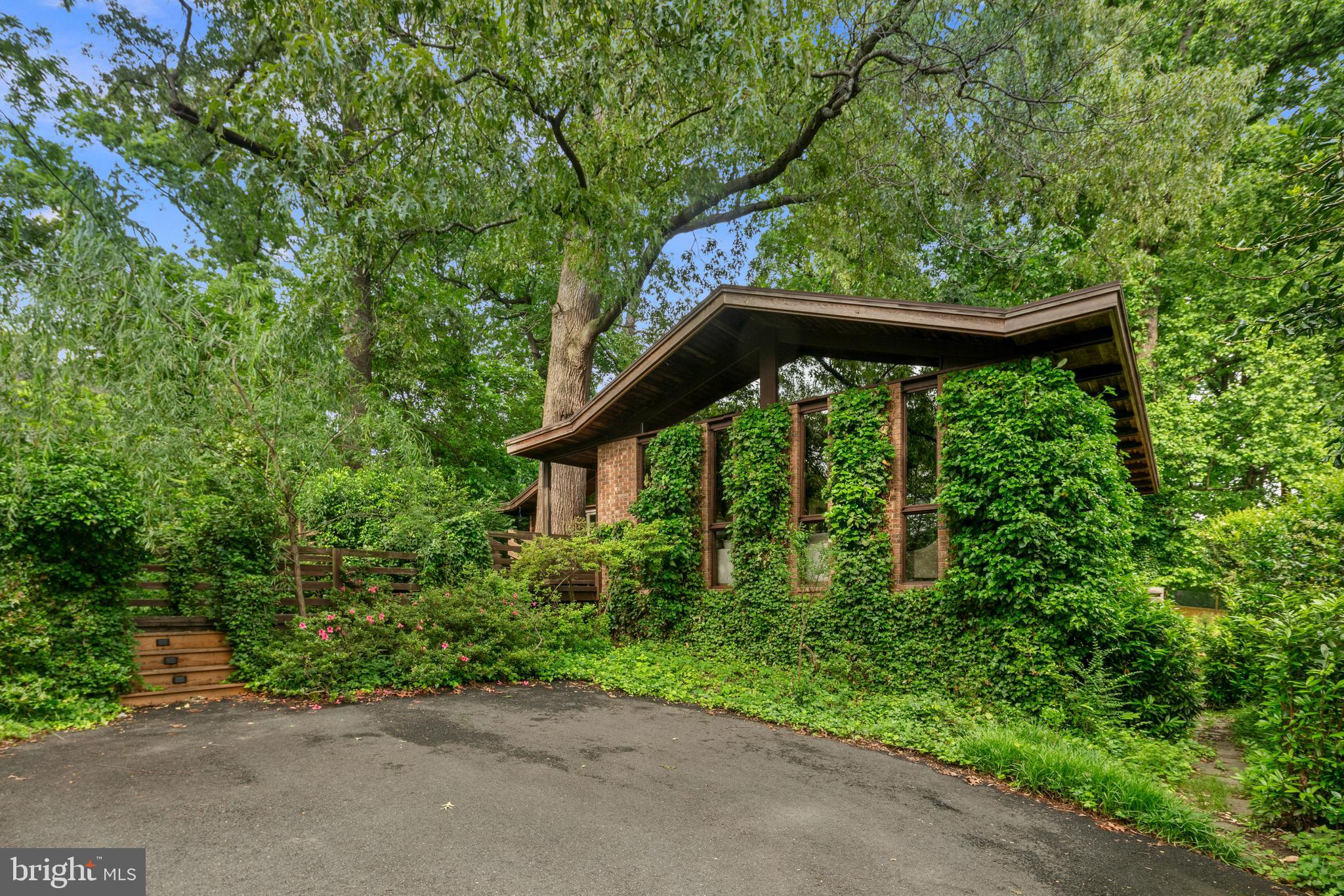 WOODMONT - Residential