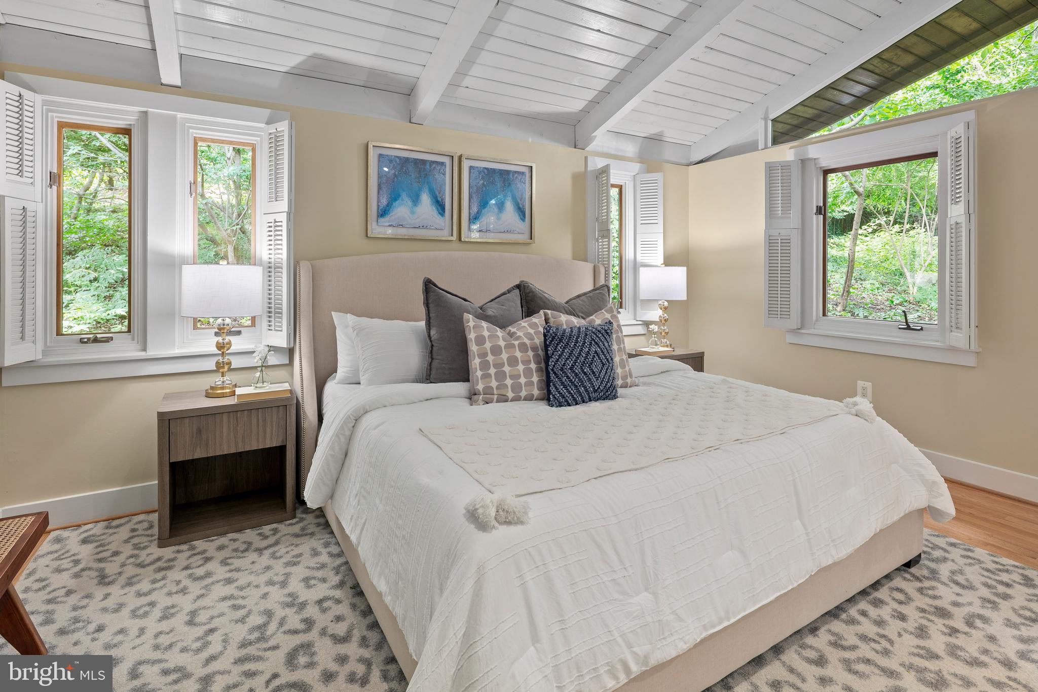 WOODMONT - Residential