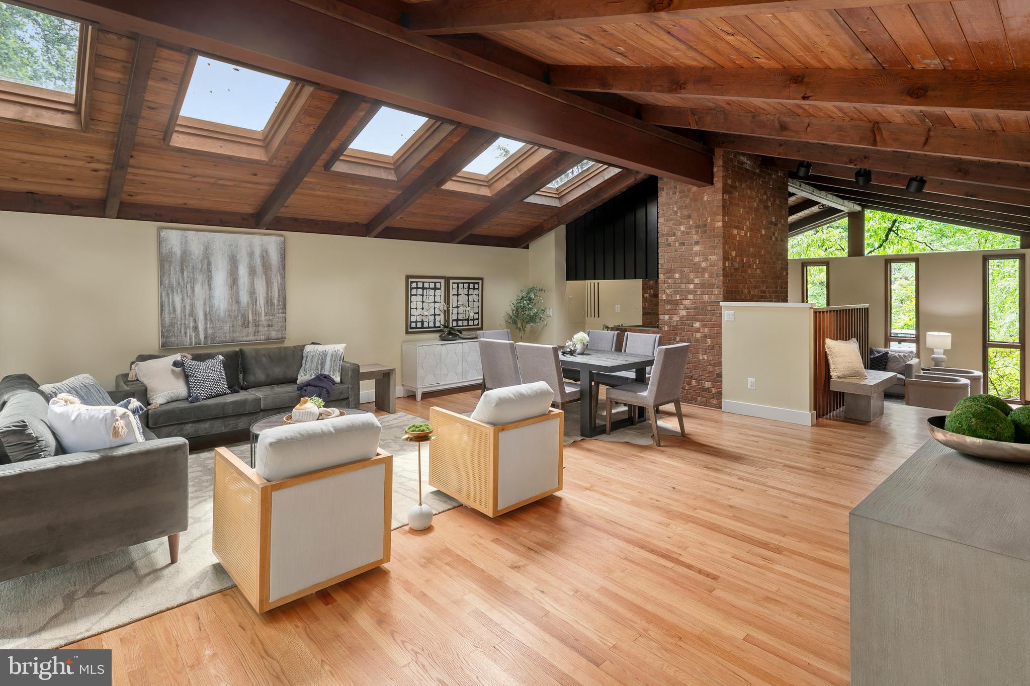 WOODMONT - Residential