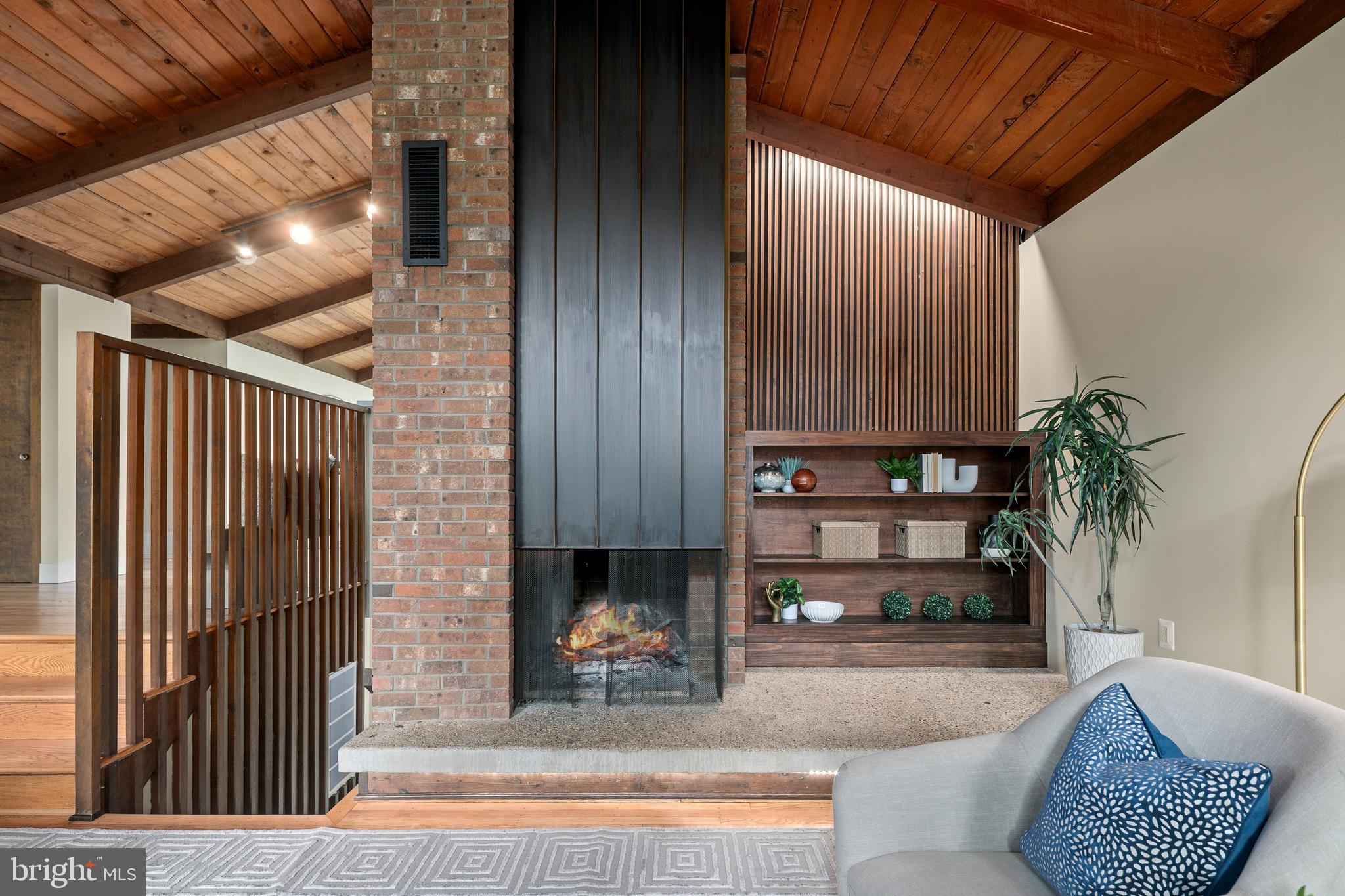 WOODMONT - Residential