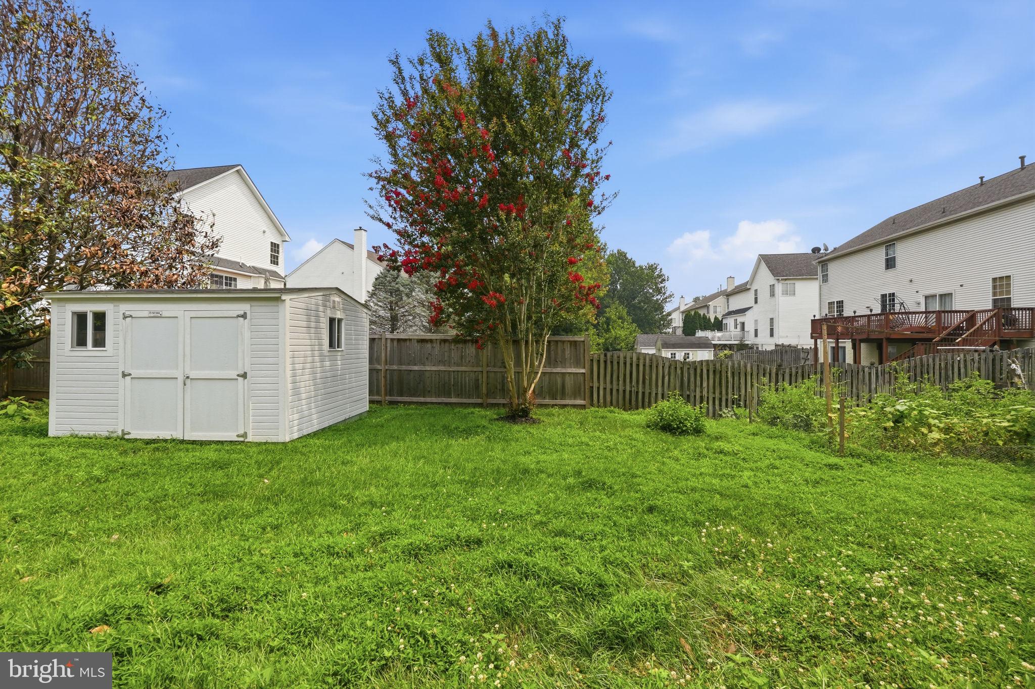 BLOOMS CROSSING - Residential