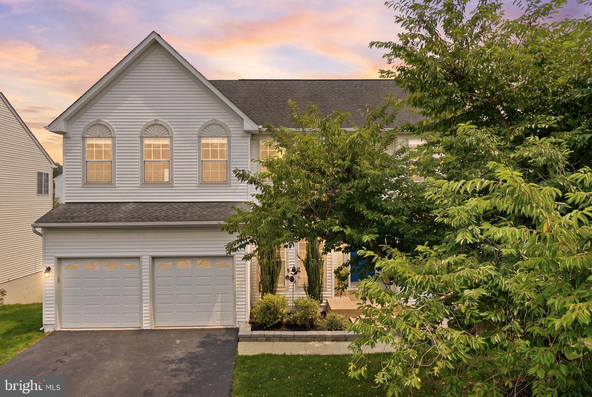 BLOOMS CROSSING - Residential