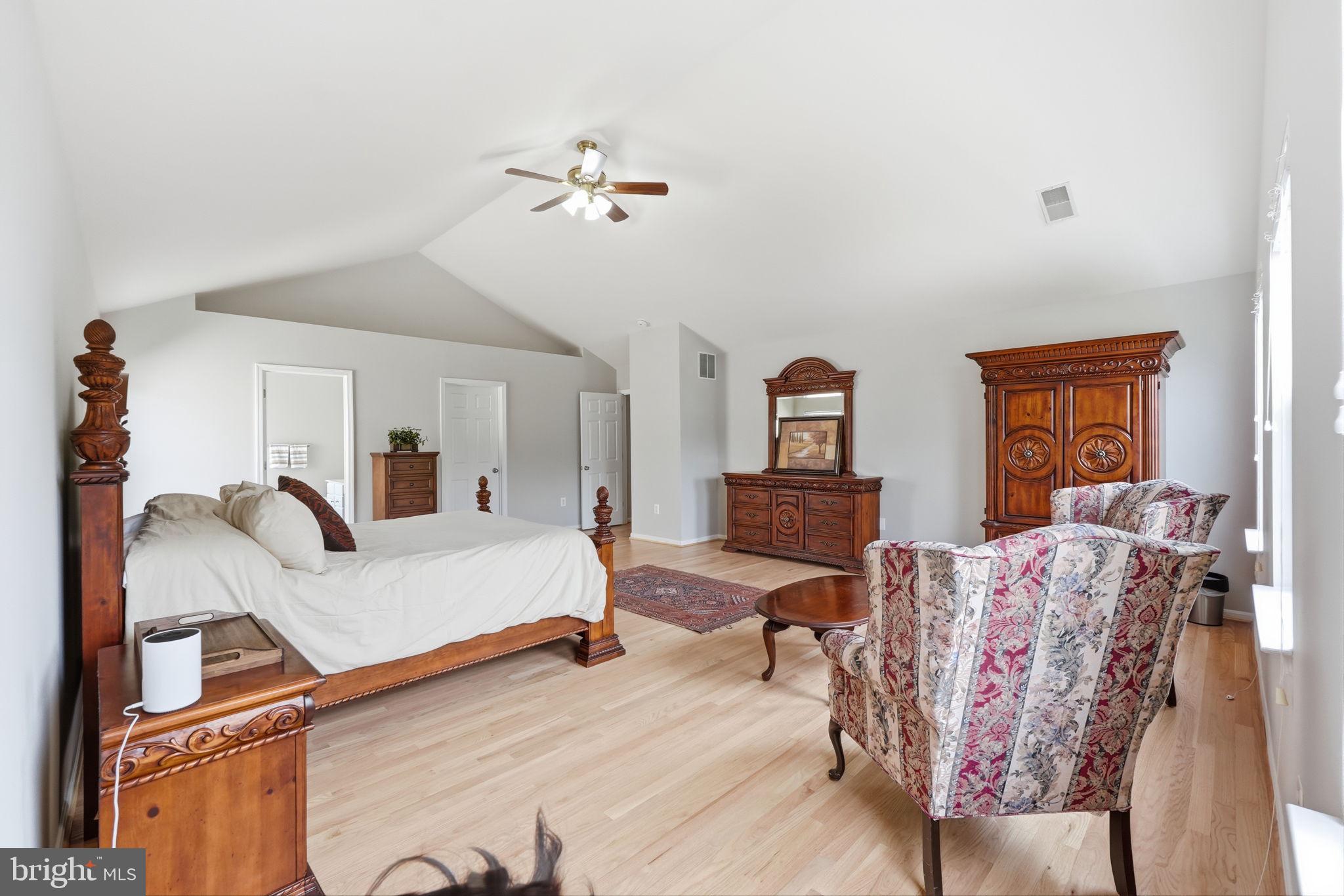 BLOOMS CROSSING - Residential