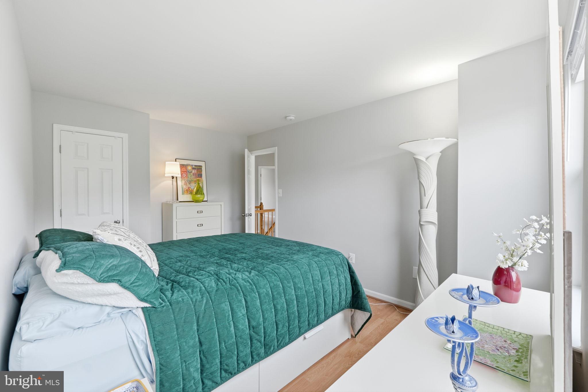 BLOOMS CROSSING - Residential