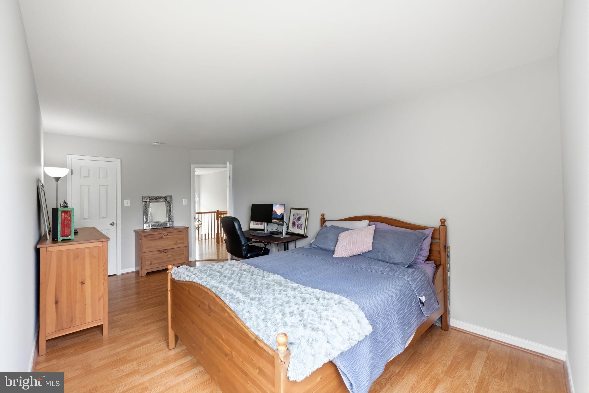 BLOOMS CROSSING - Residential