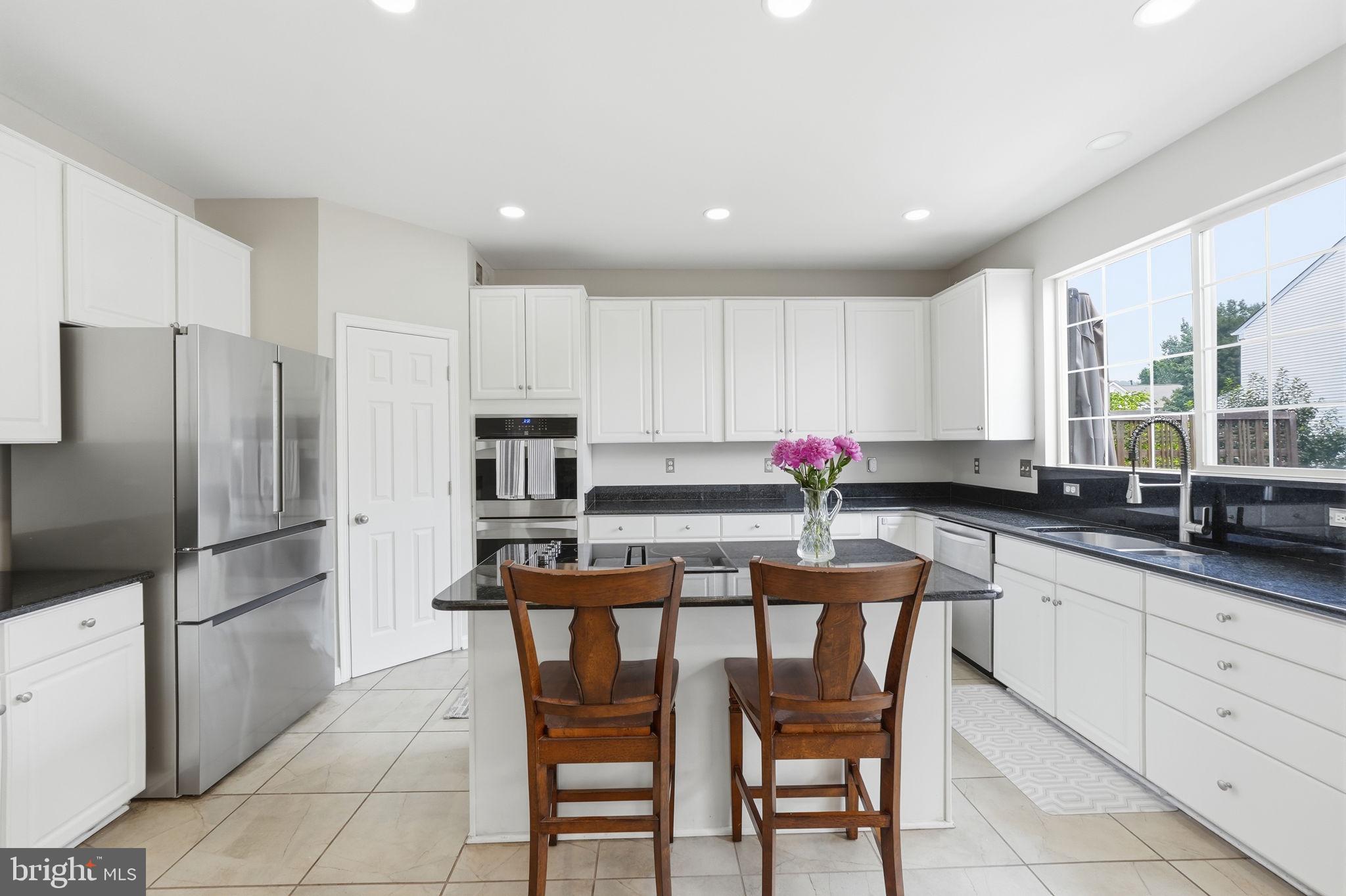 BLOOMS CROSSING - Residential