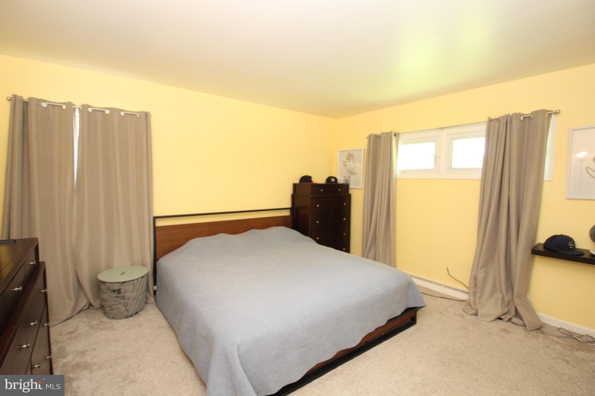 CHESTNUT HILL ESTATES - Residential