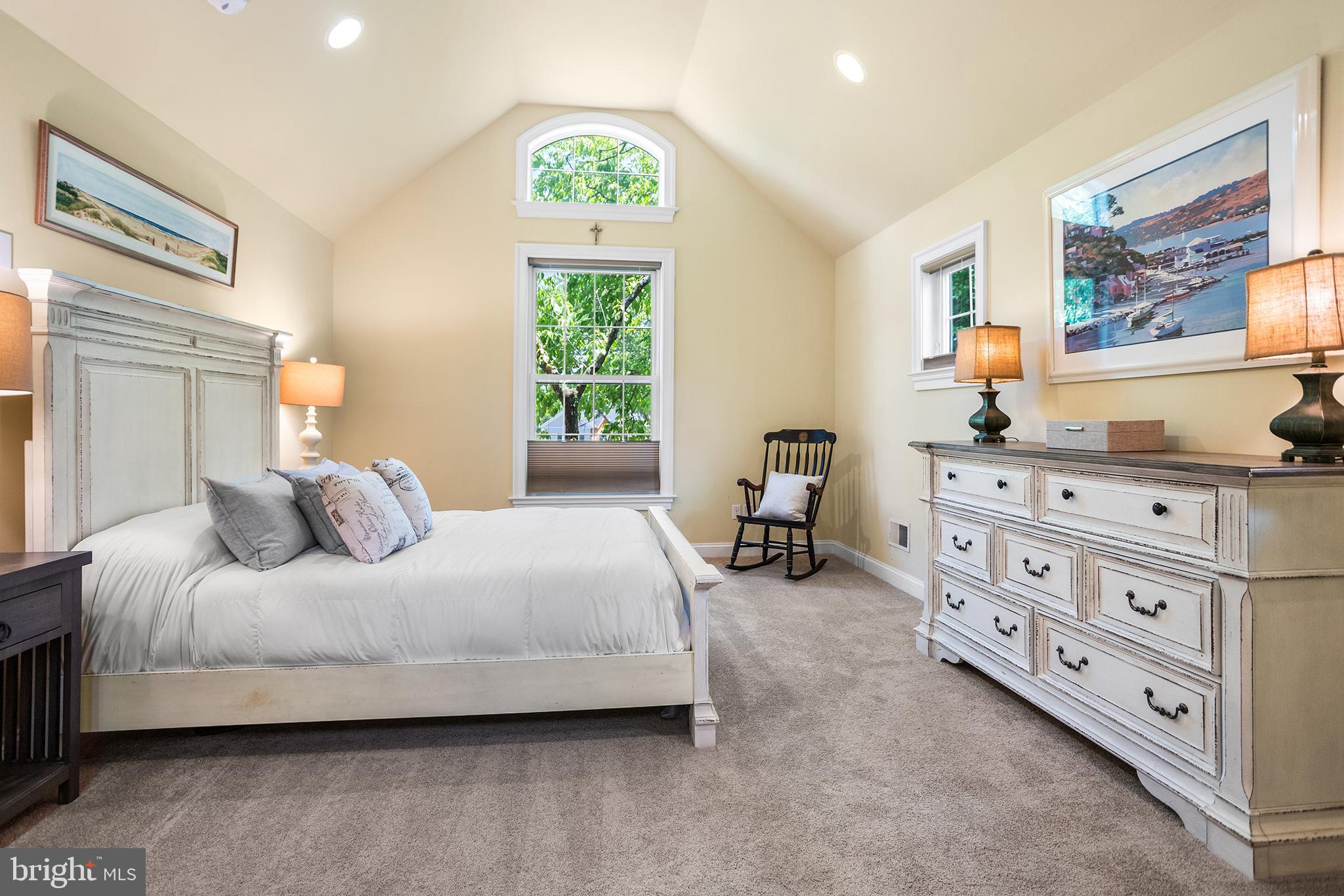 BOWLING GREEN - Residential