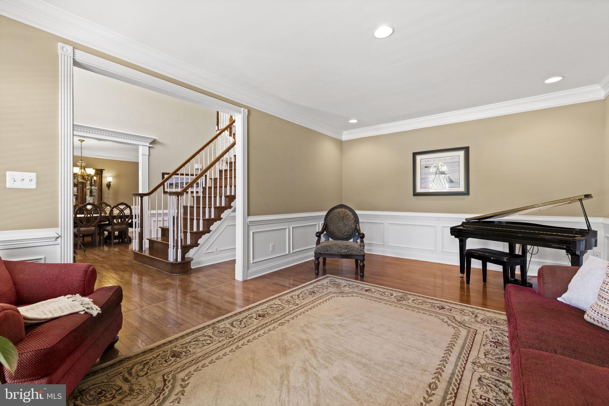 SOUTH RIDING - Residential