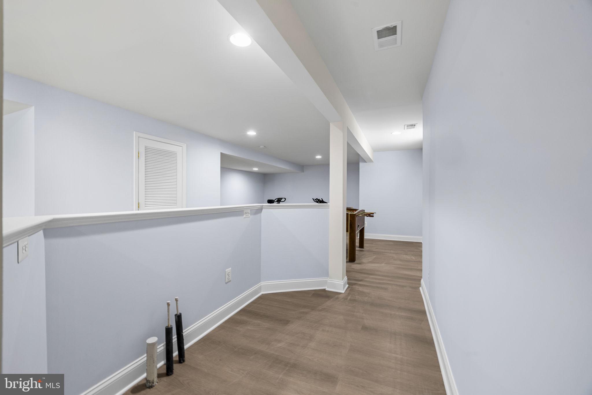 SOUTH RIDING - Residential