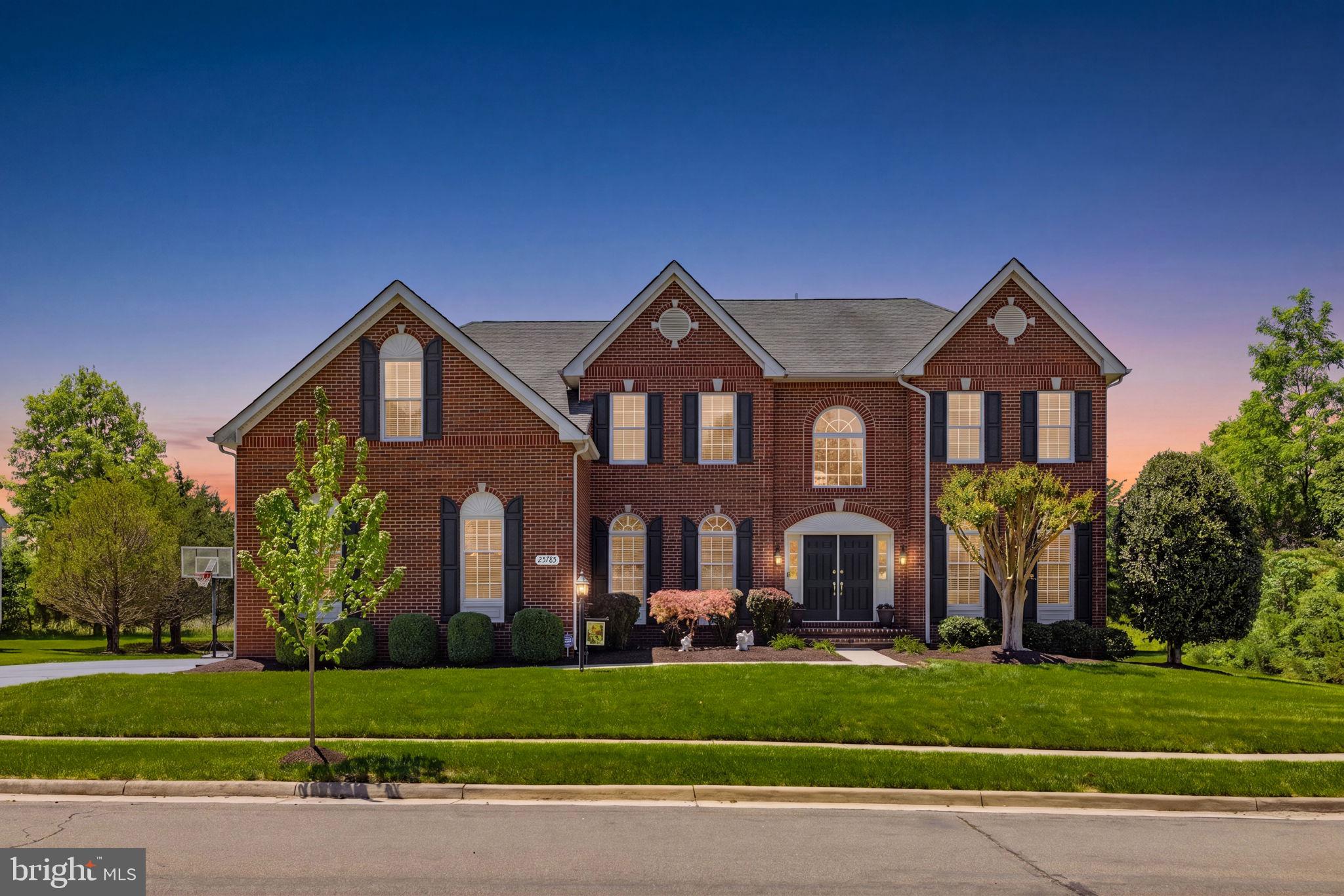SOUTH RIDING - Residential