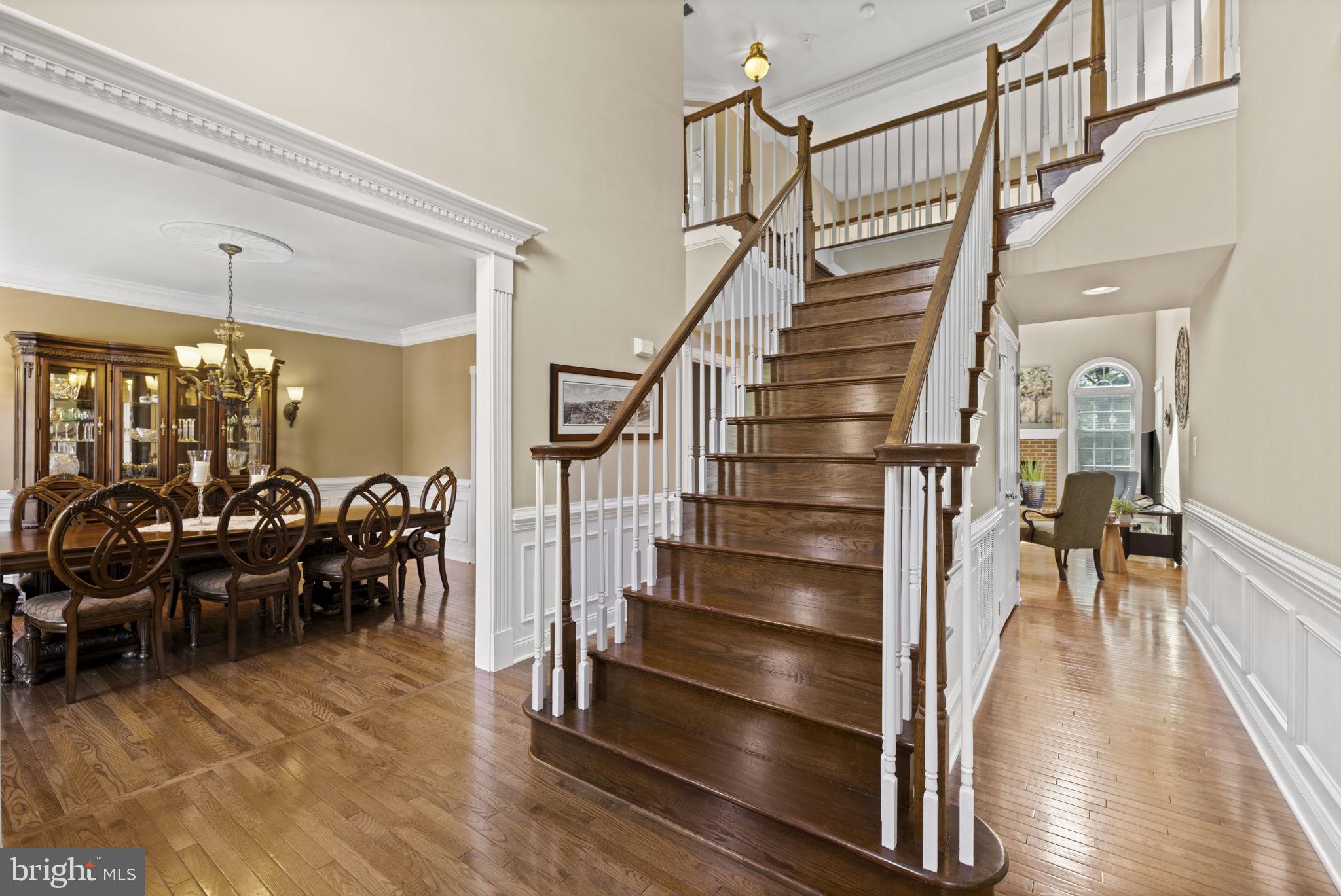 SOUTH RIDING - Residential