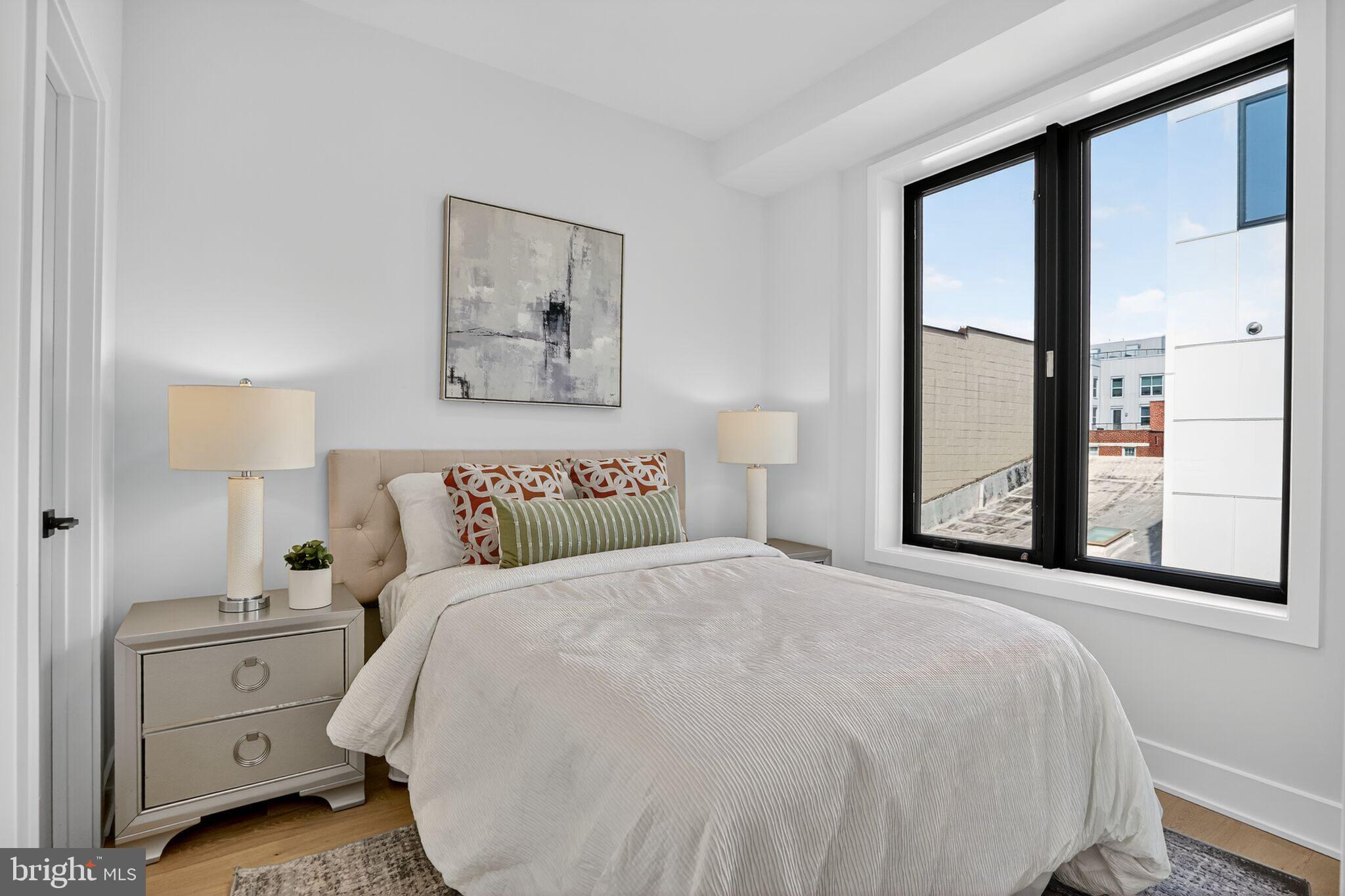 ADAMS MORGAN - Residential