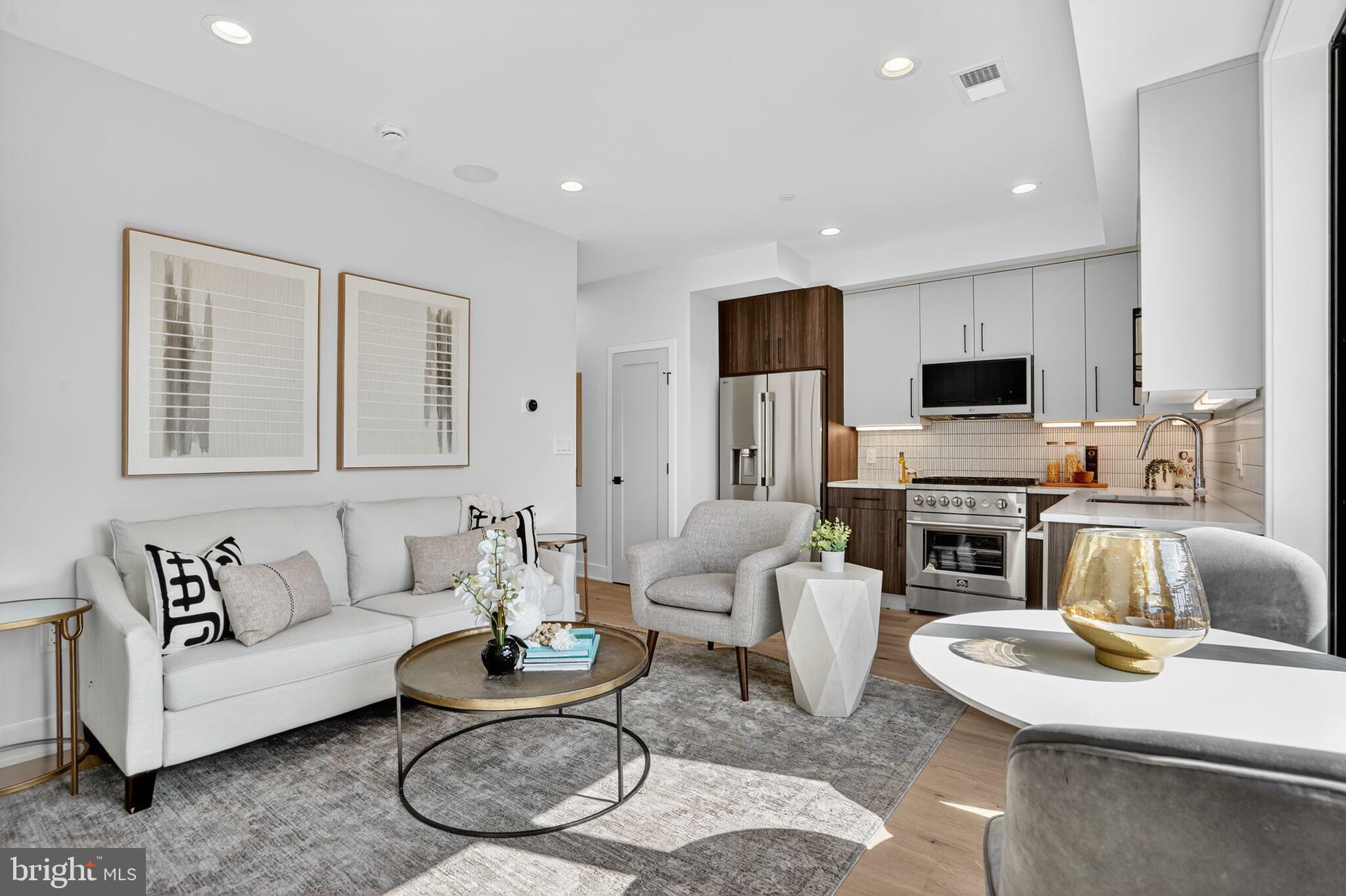 ADAMS MORGAN - Residential