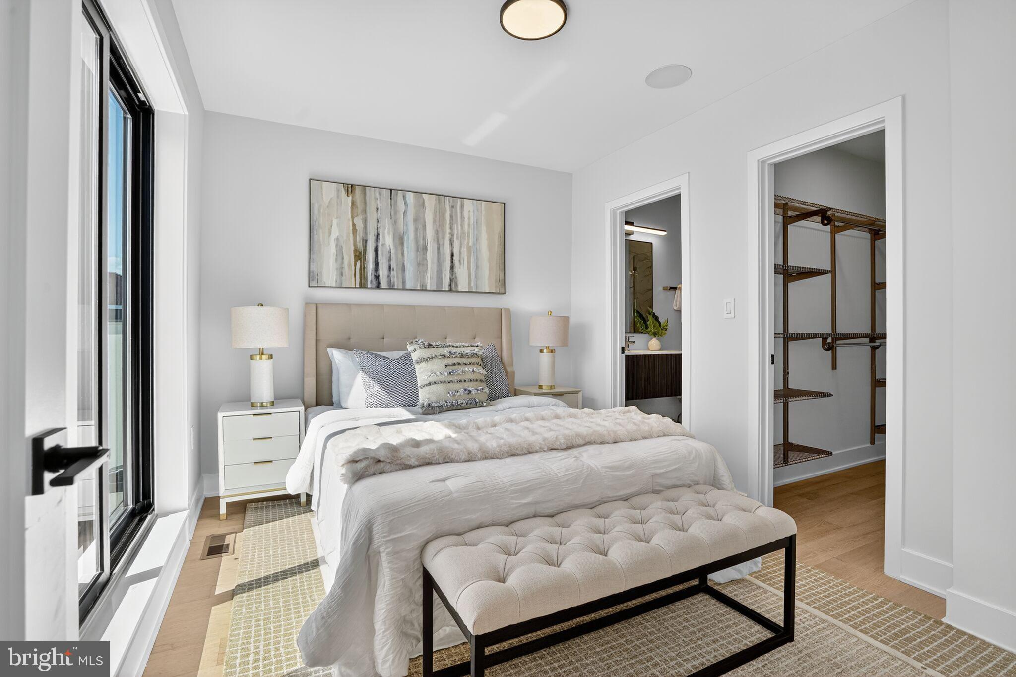 ADAMS MORGAN - Residential