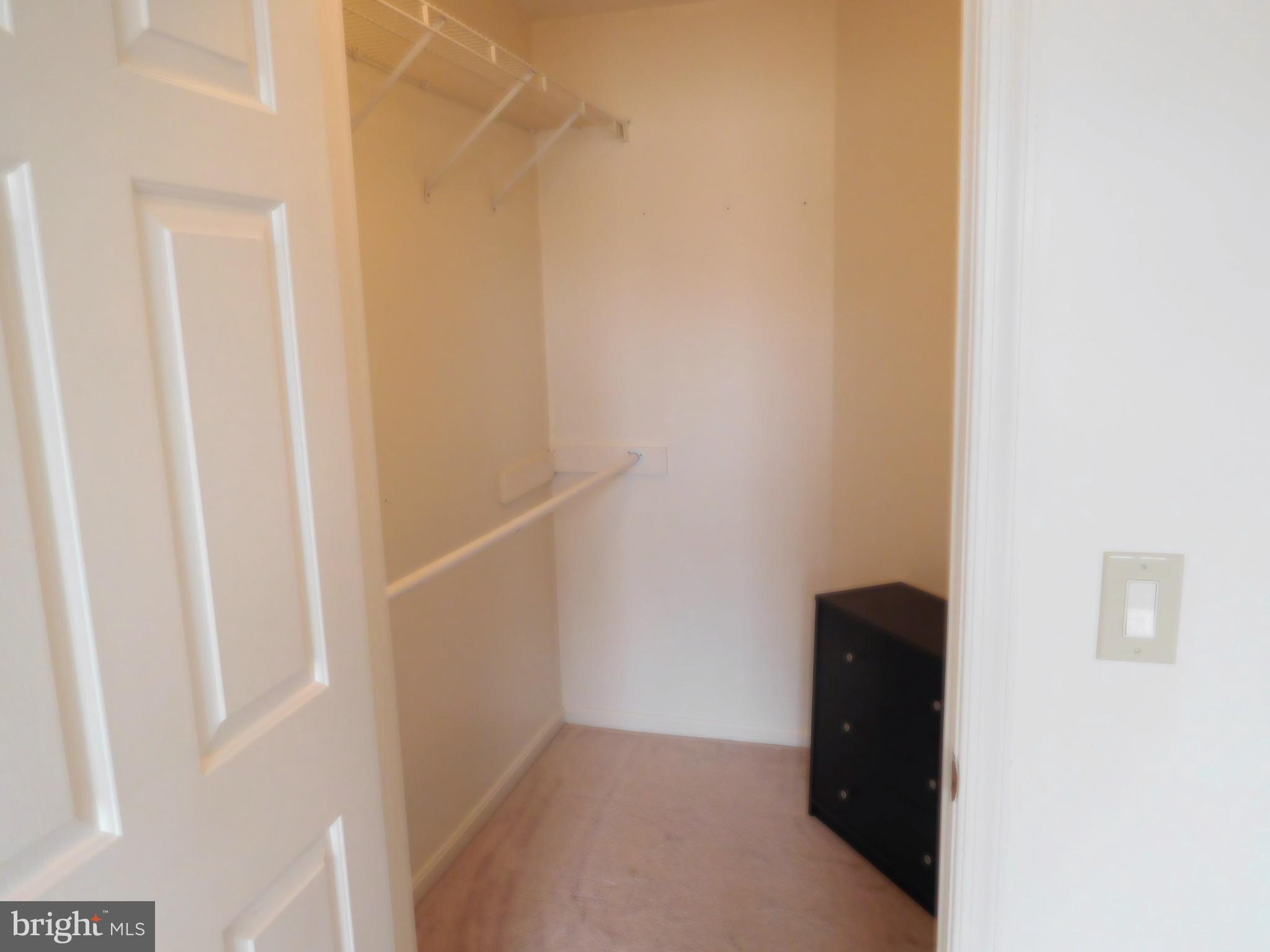 FOUNDERS WALK - Residential Lease