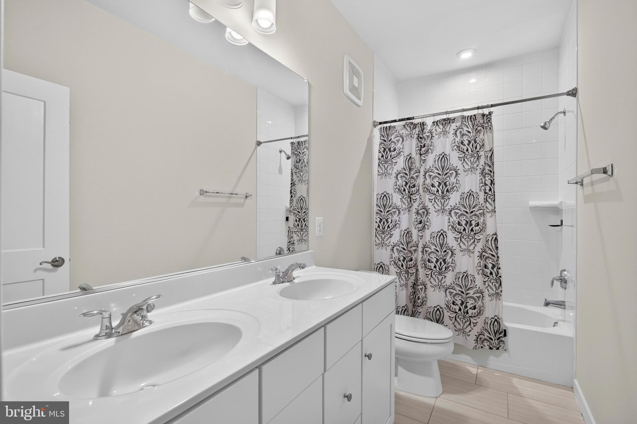 PARK AT FAIR OAKS - Residential