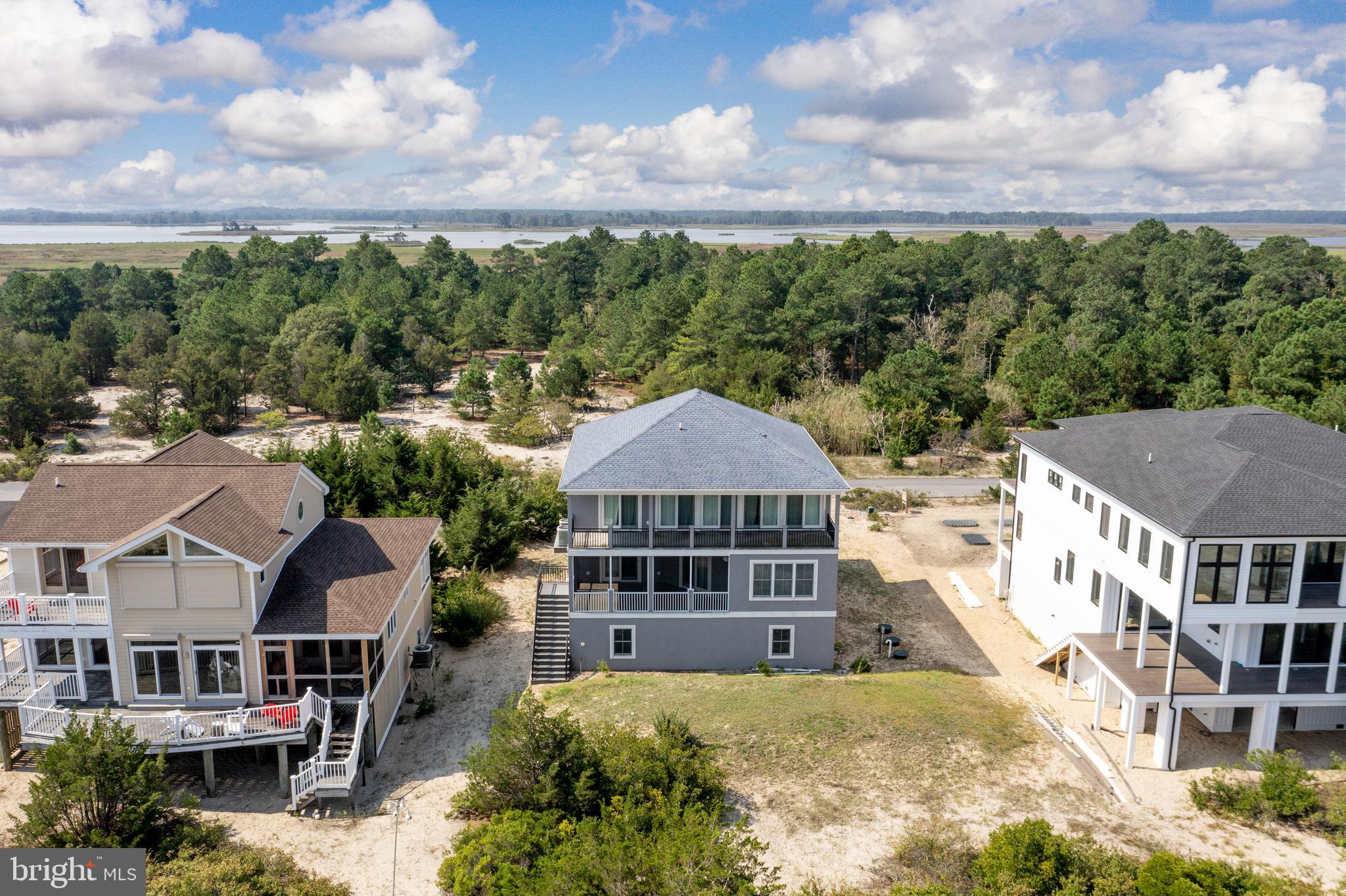 BACK BAY COVE - Residential
