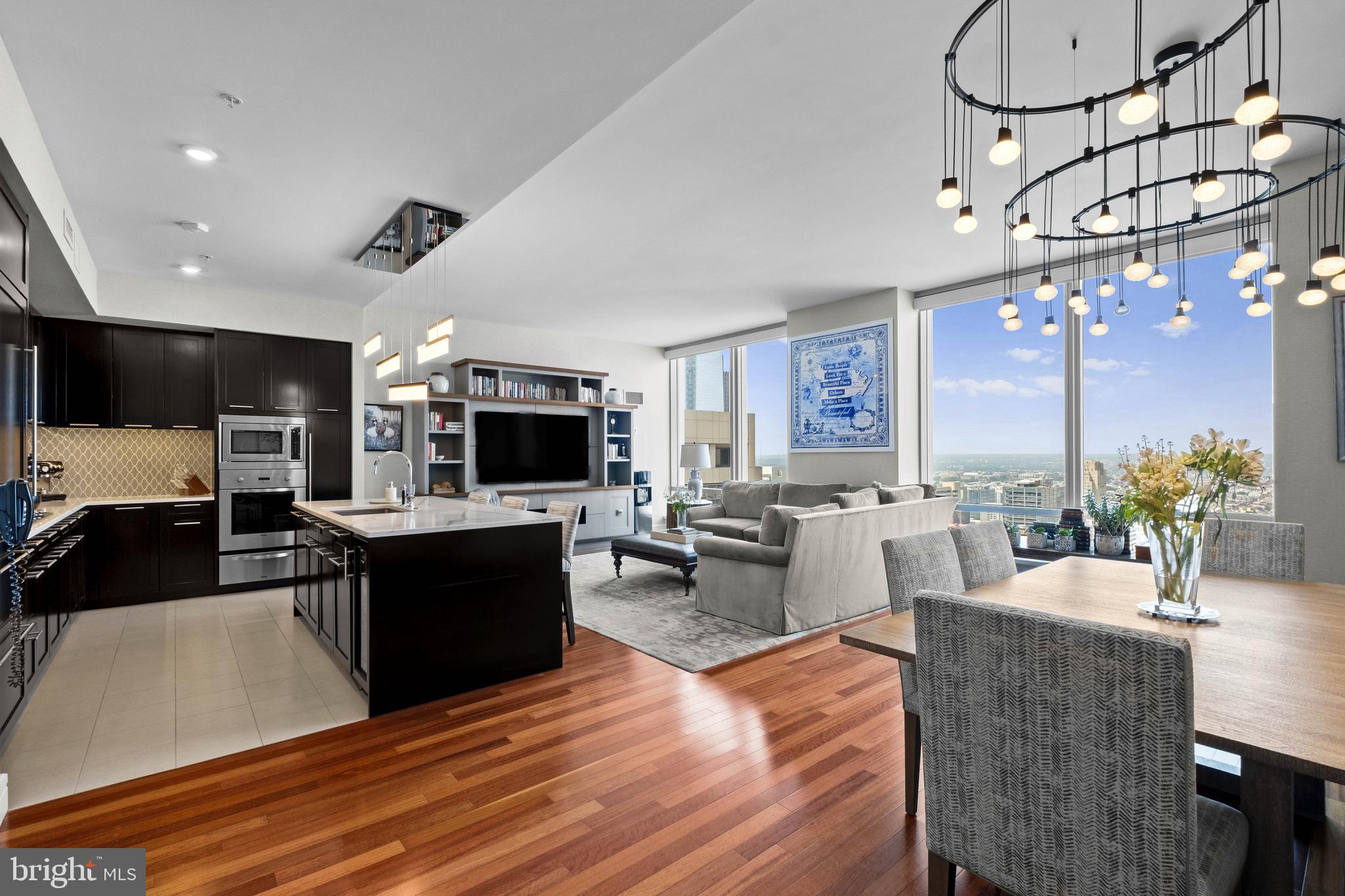 CENTER CITY - Residential