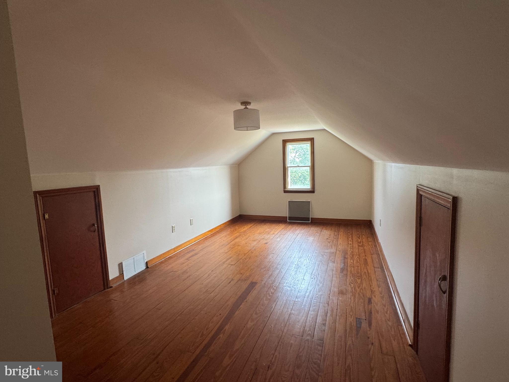 JOHNSON HEIGHTS - Residential