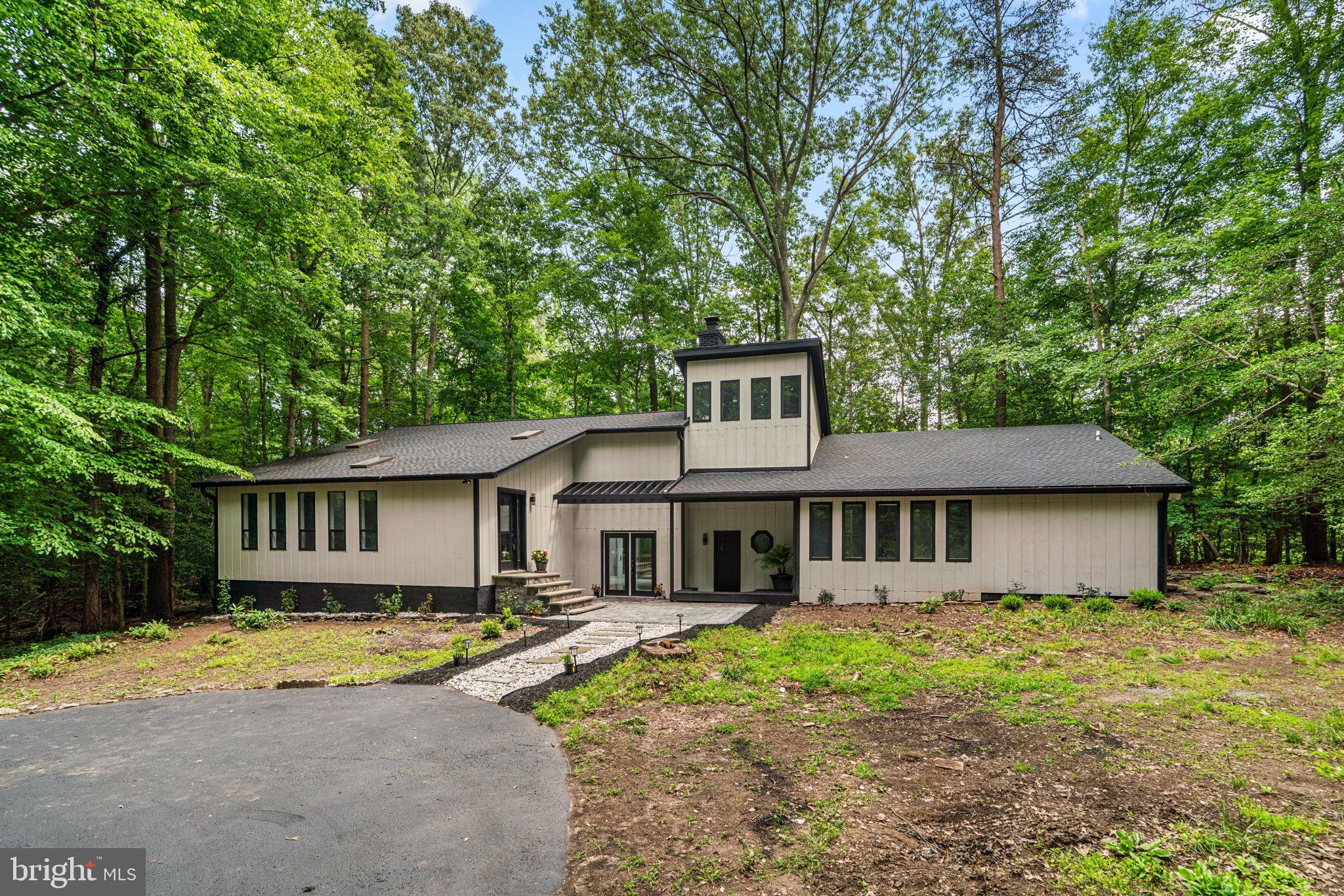 CROWNSVILLE - Residential