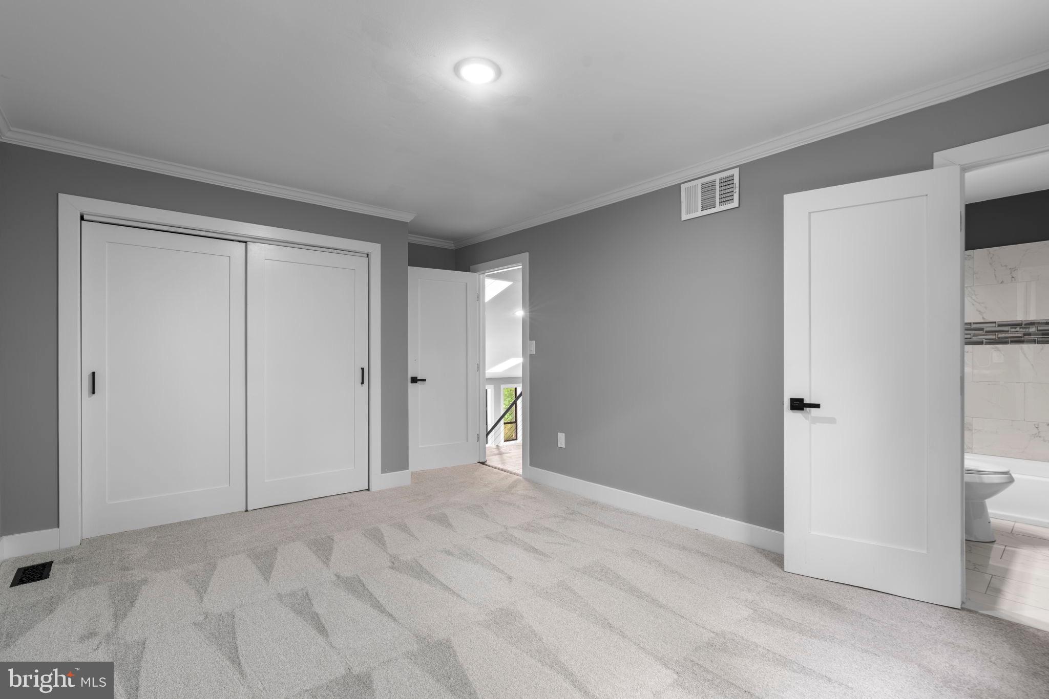 CROWNSVILLE - Residential