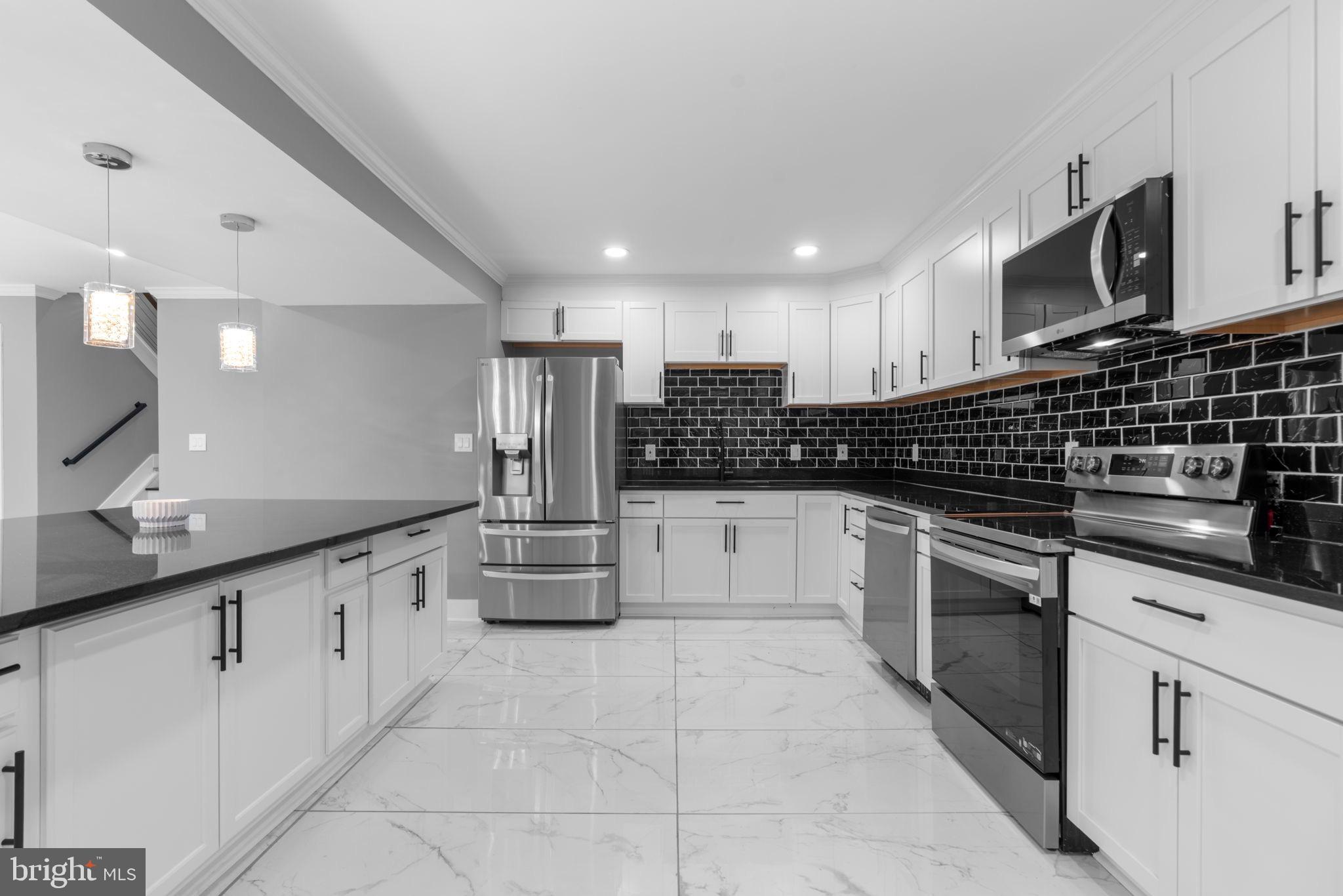 CROWNSVILLE - Residential