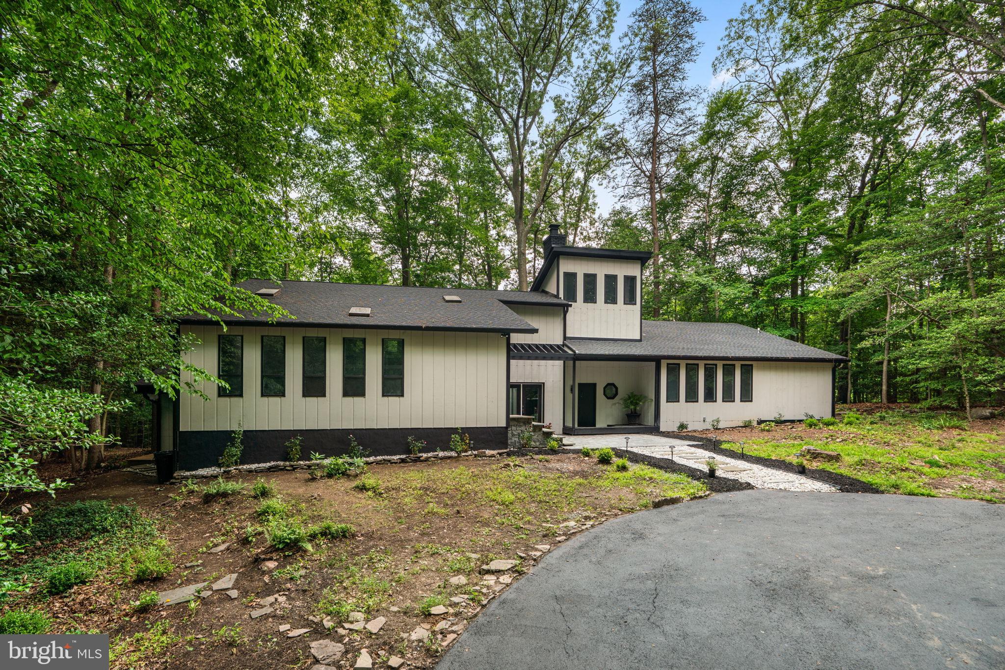 CROWNSVILLE - Residential