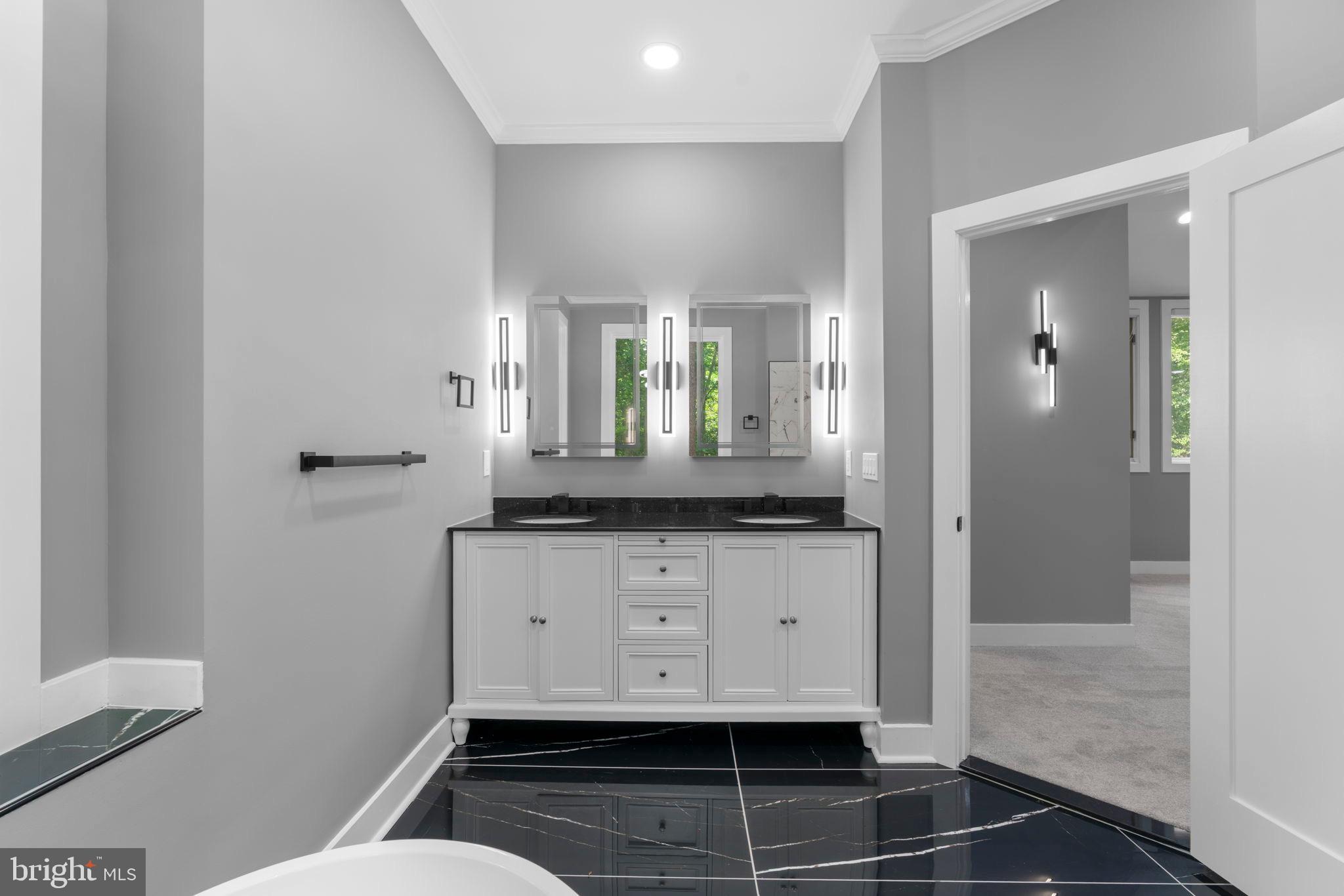 CROWNSVILLE - Residential