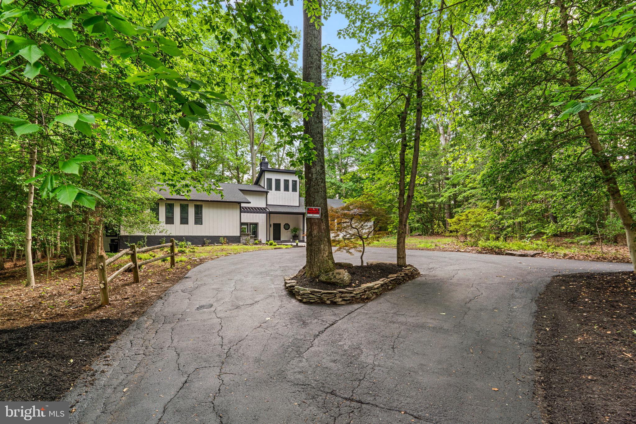 CROWNSVILLE - Residential