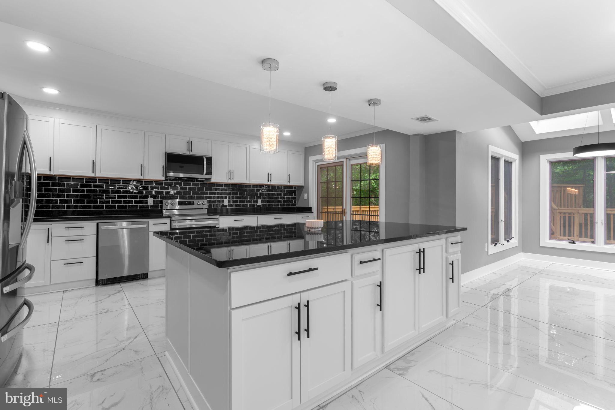 CROWNSVILLE - Residential