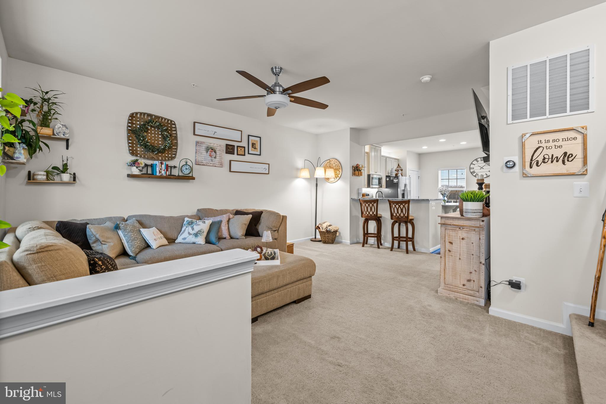 LOGANS RESERVE - Residential