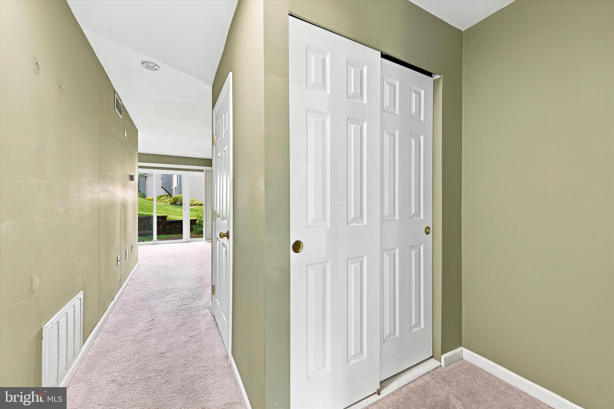 PAINTERS CROSSING - Residential