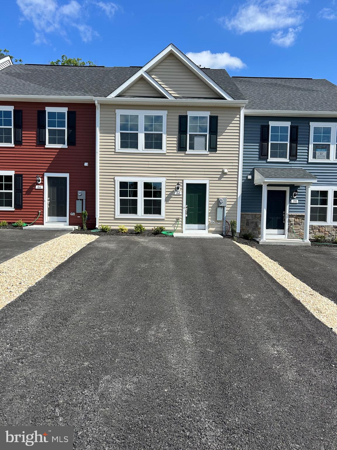 WHISPERING PINES - Residential Lease