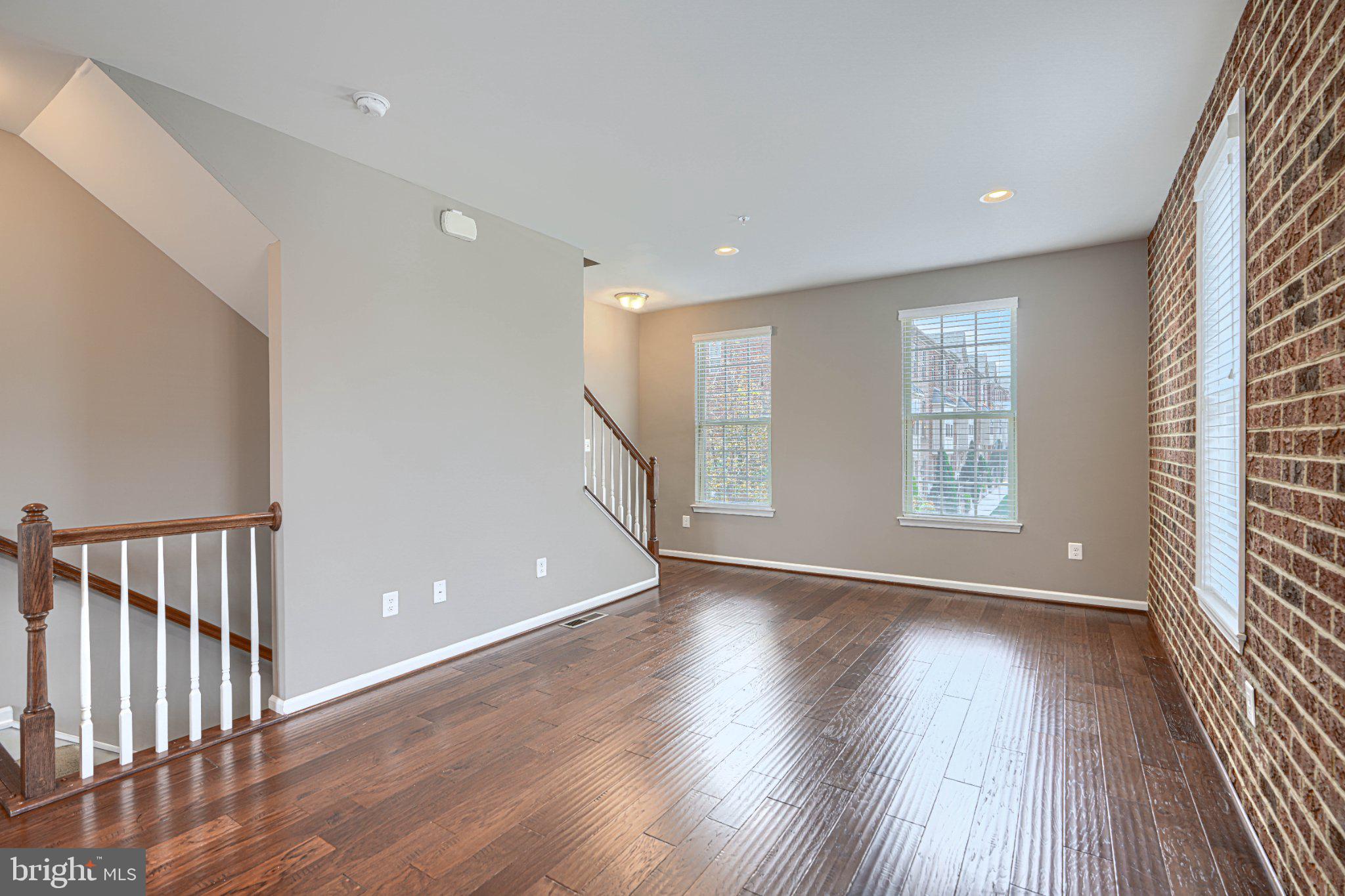 O'DONNELL SQUARE - Residential