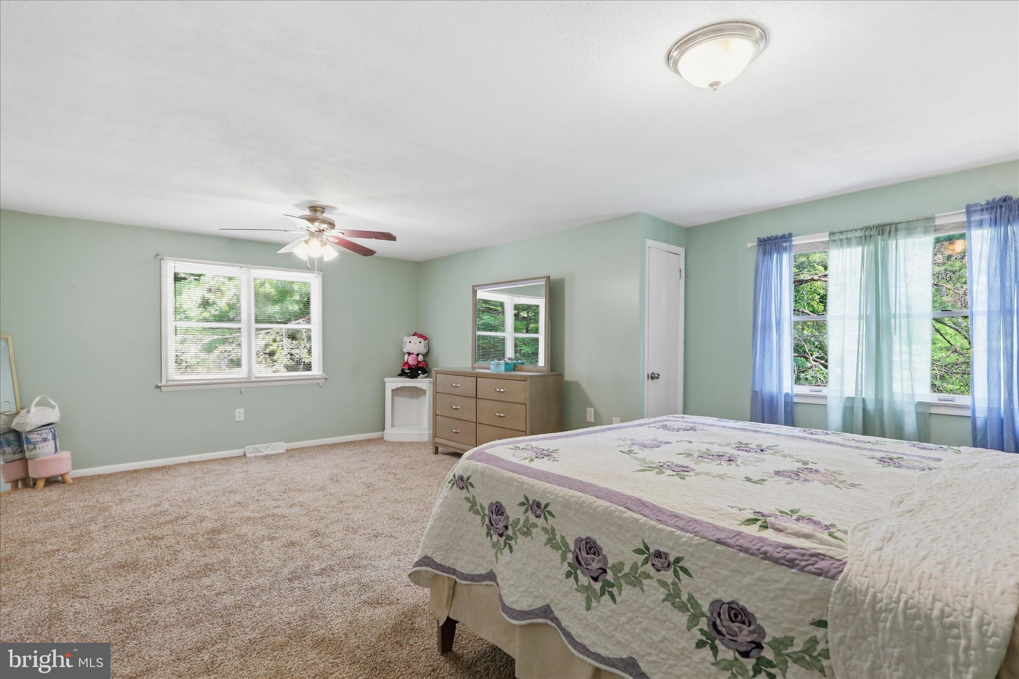 SHARPSBURG - Residential