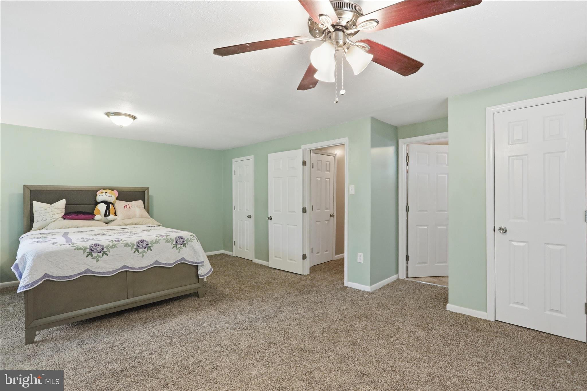 SHARPSBURG - Residential