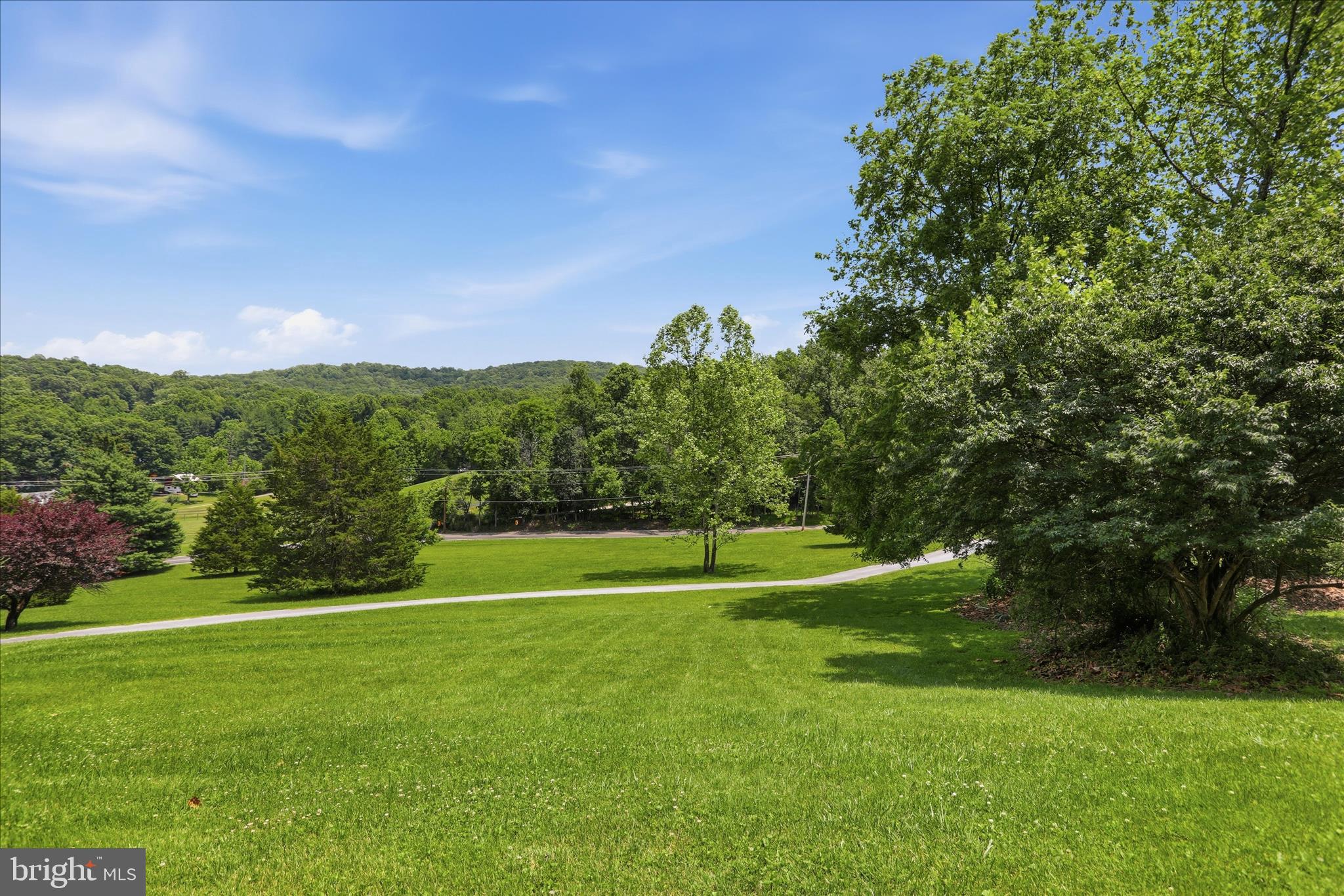 SHARPSBURG - Residential
