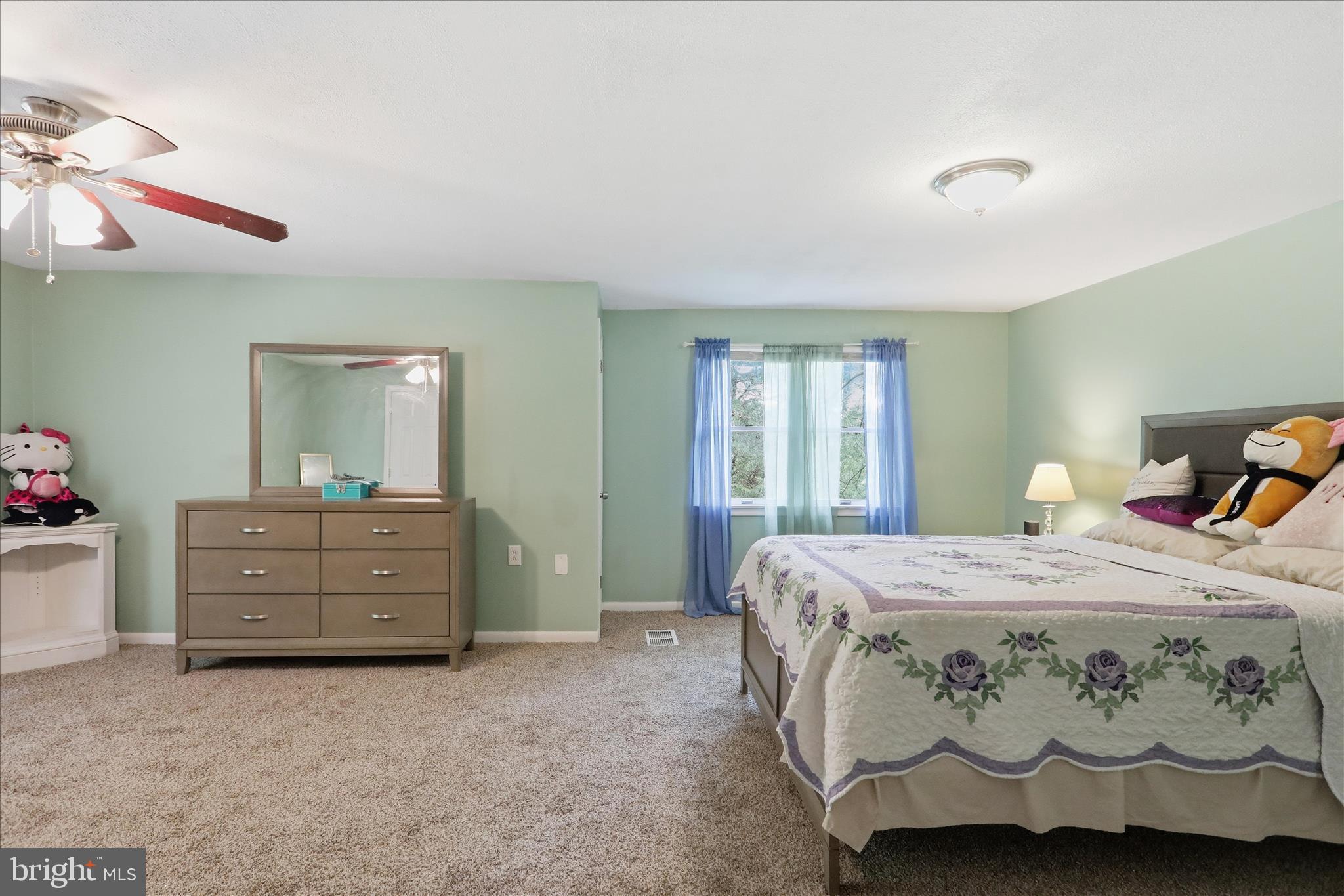 SHARPSBURG - Residential