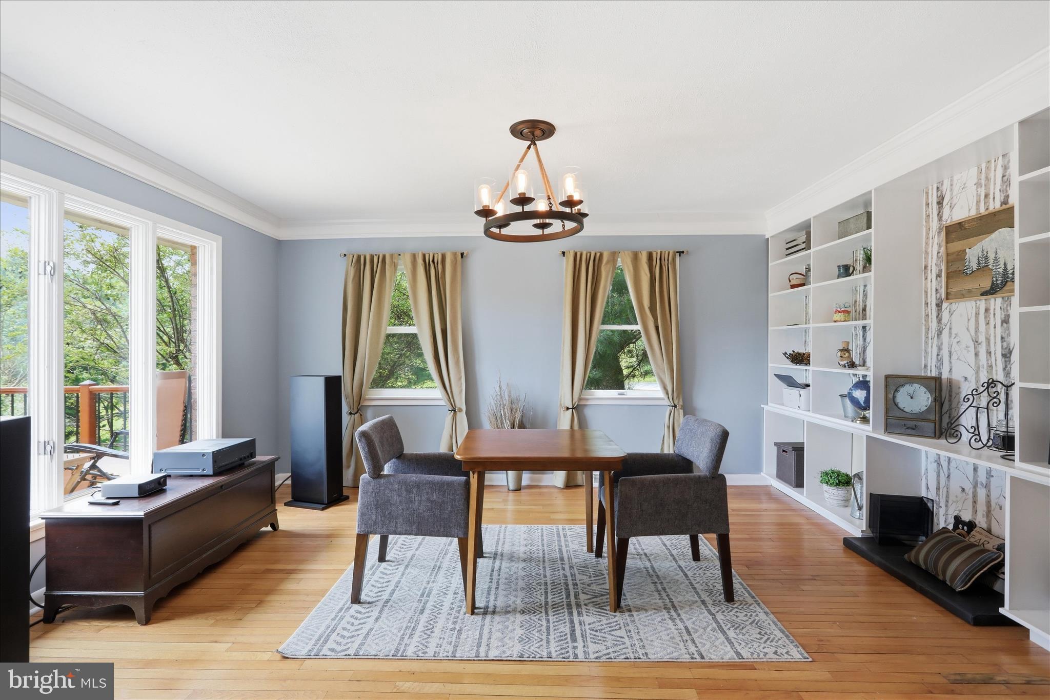 SHARPSBURG - Residential