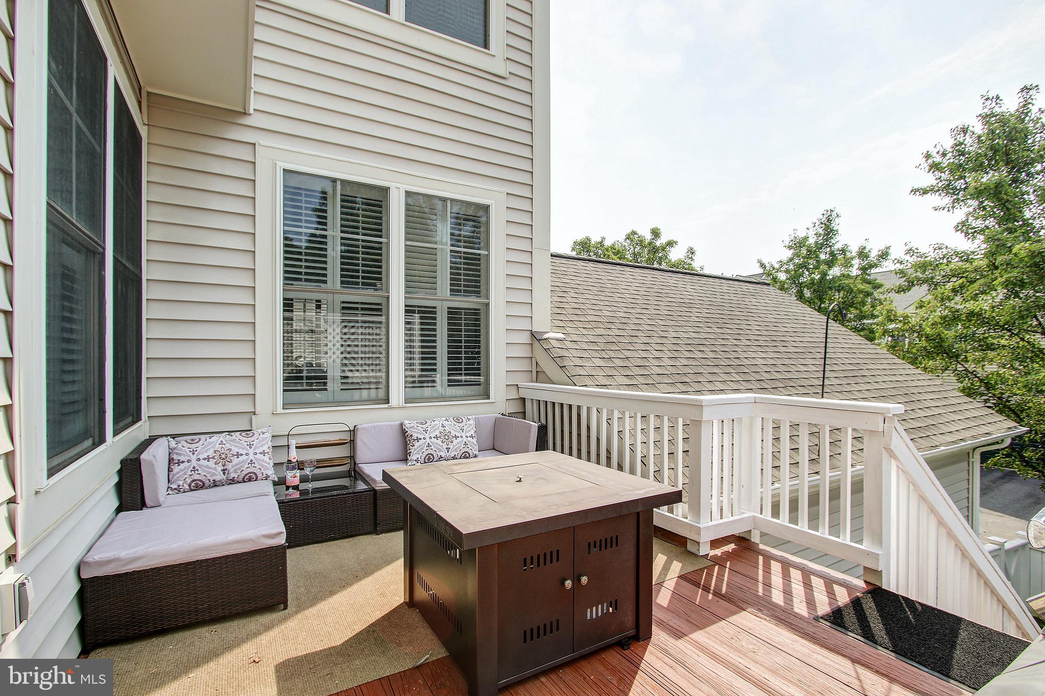 KING FARM WATKINS POND - Residential