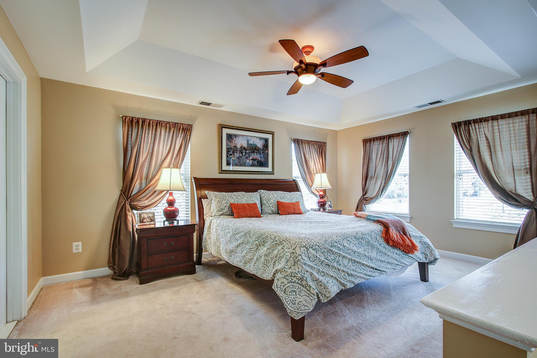 KING FARM WATKINS POND - Residential
