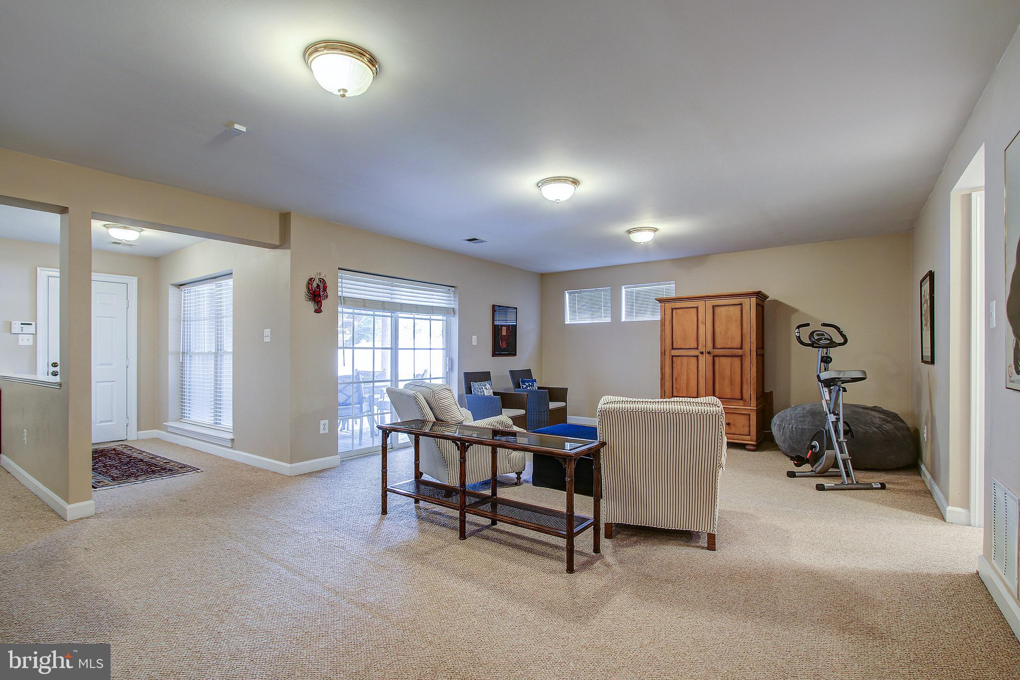 KING FARM WATKINS POND - Residential