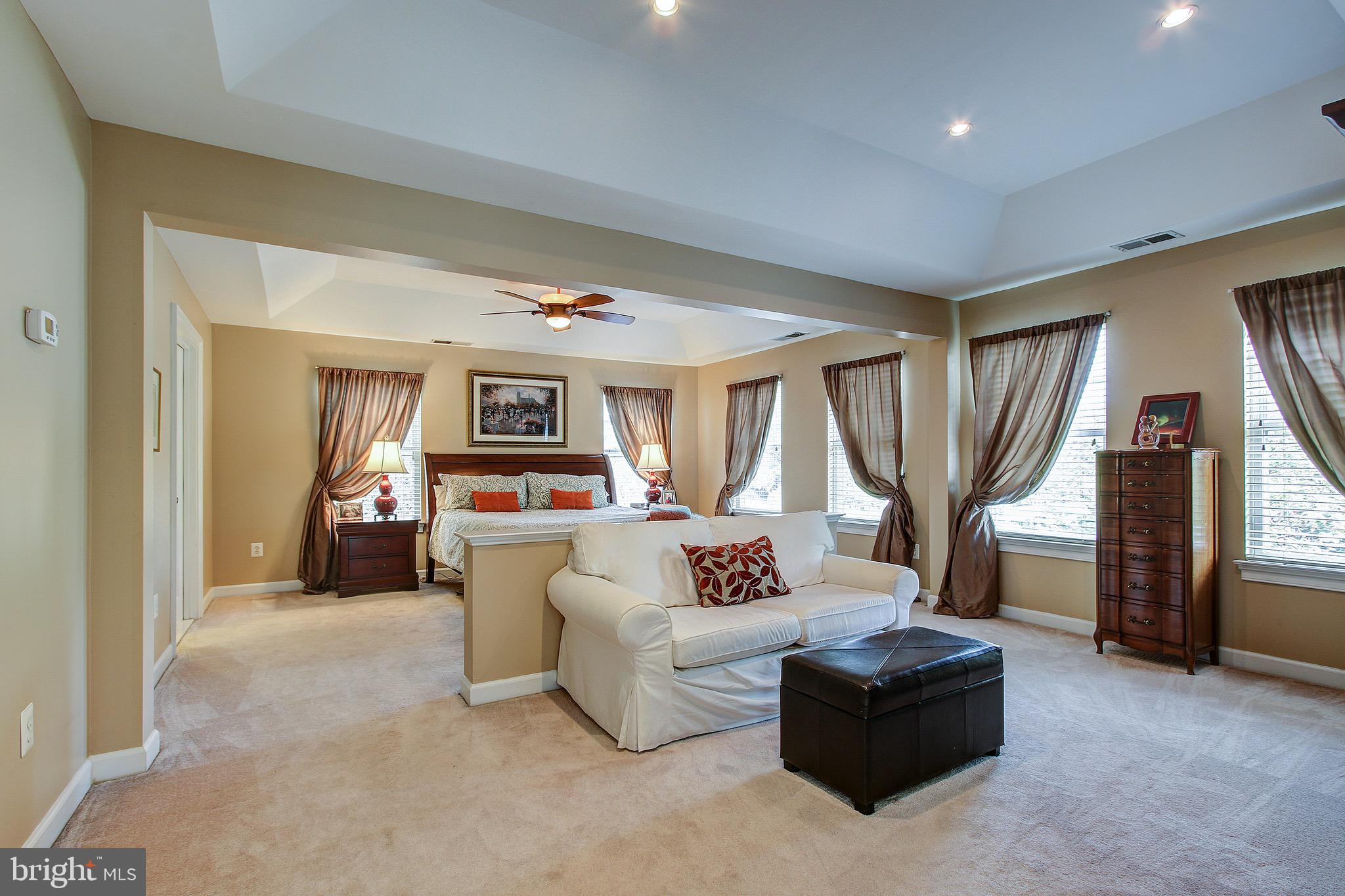 KING FARM WATKINS POND - Residential