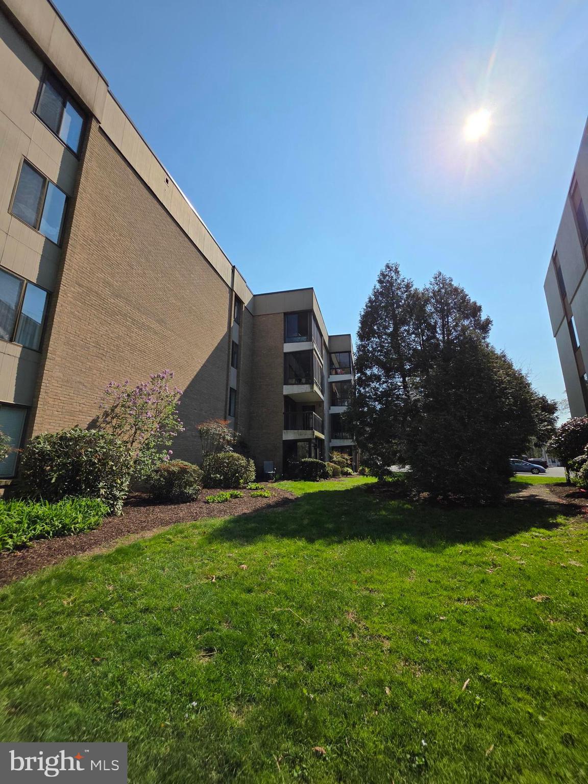 CANAL WOODS III - Residential